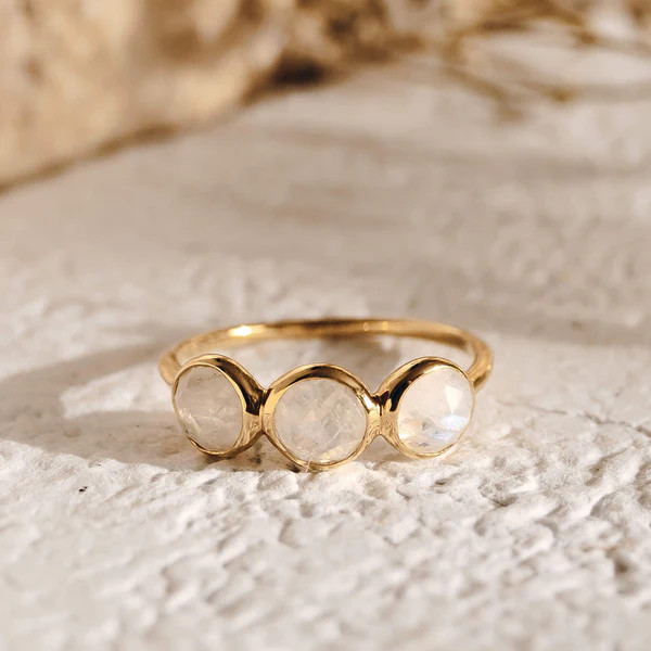 Moonstone Ring - Elisa | Linjer