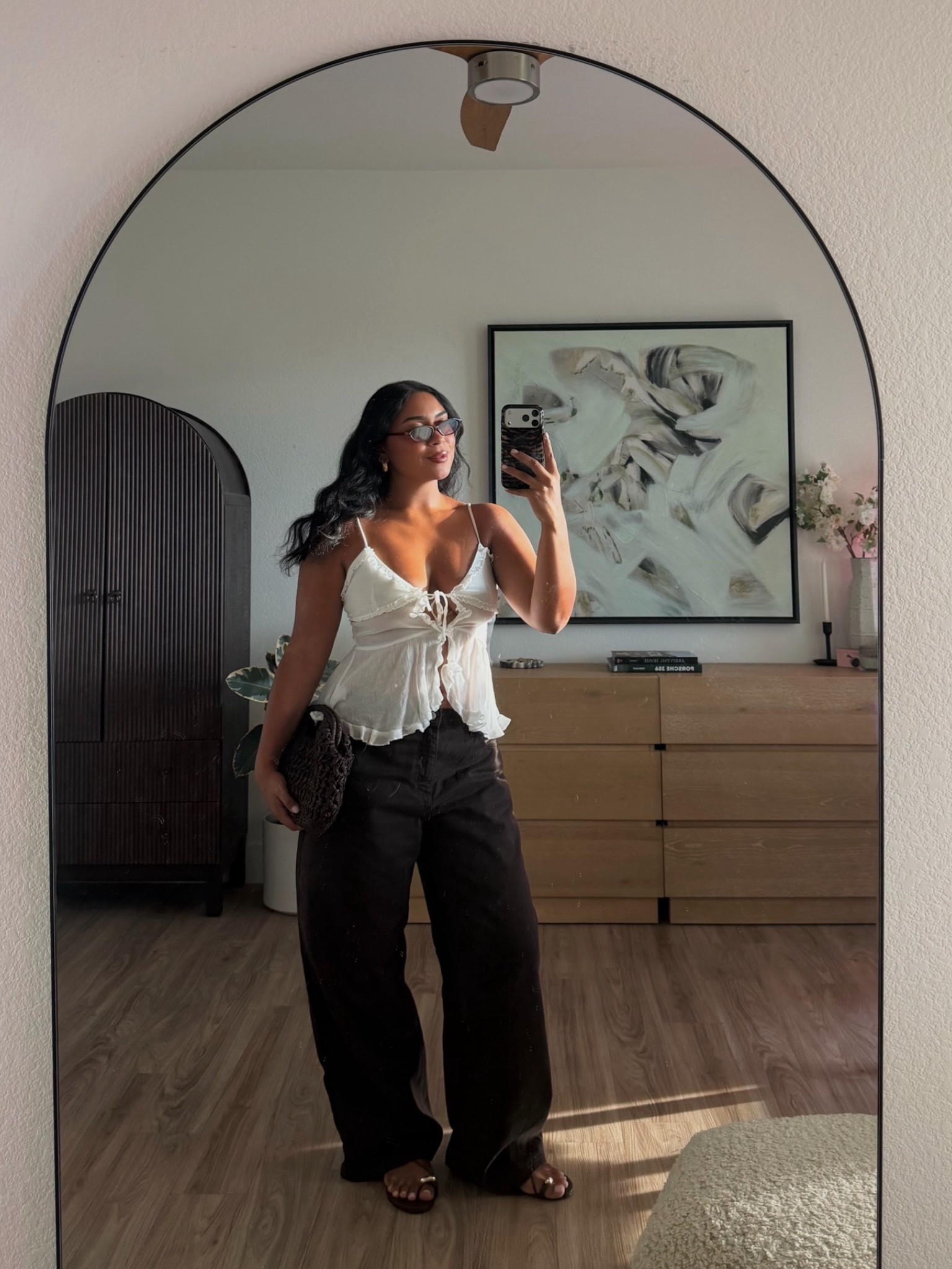 summer friendly dinner fit🤎 what in wearing to a casual dinner with the girls! Top is grey bandit, jeans are KHY & sandals are lulus (everything runs true to size)

#LTKootd