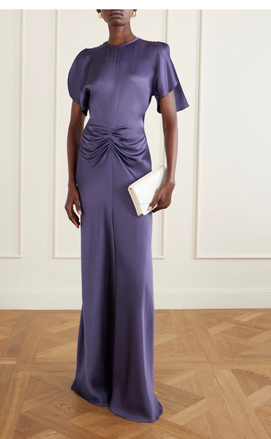 VICTORIA BECKHAM
Isabella ruched satin gown

Victoria Beckham's 'Isabella' gown fits any dress code that calls for a dose of glamor. It's cut from glossy satin that falls beautifully to the floor and has ruching that almost mirrors the way the fluttery sleeves fall

#LTKWedding #LTKTravel #LTKSeasonal