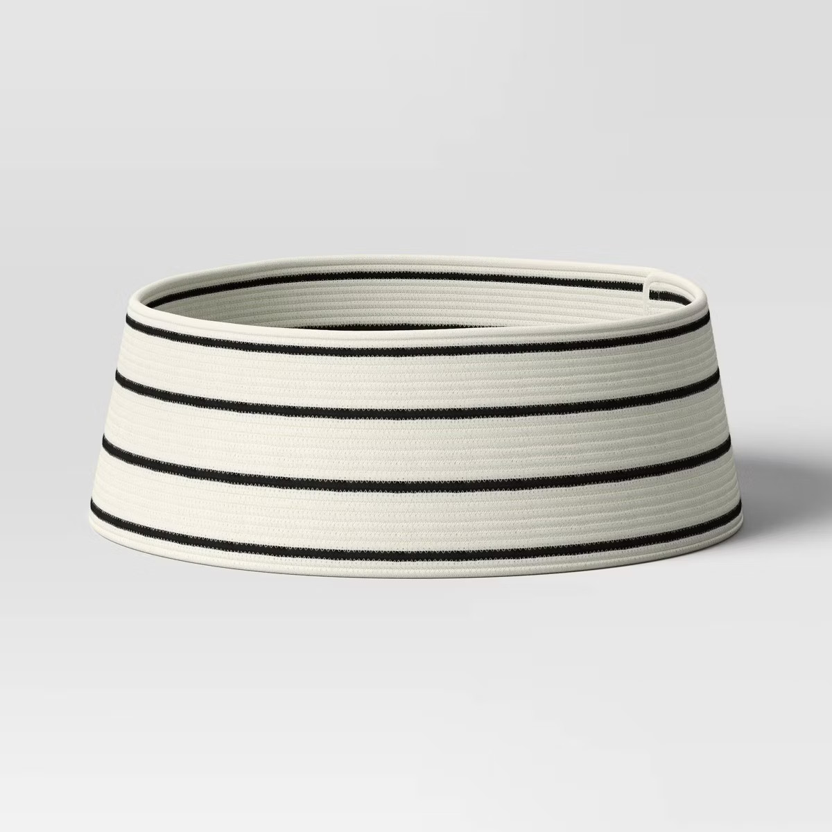 26" Rope Roll-up Christmas Tree Collar Black/White - Wondershop™ | Target