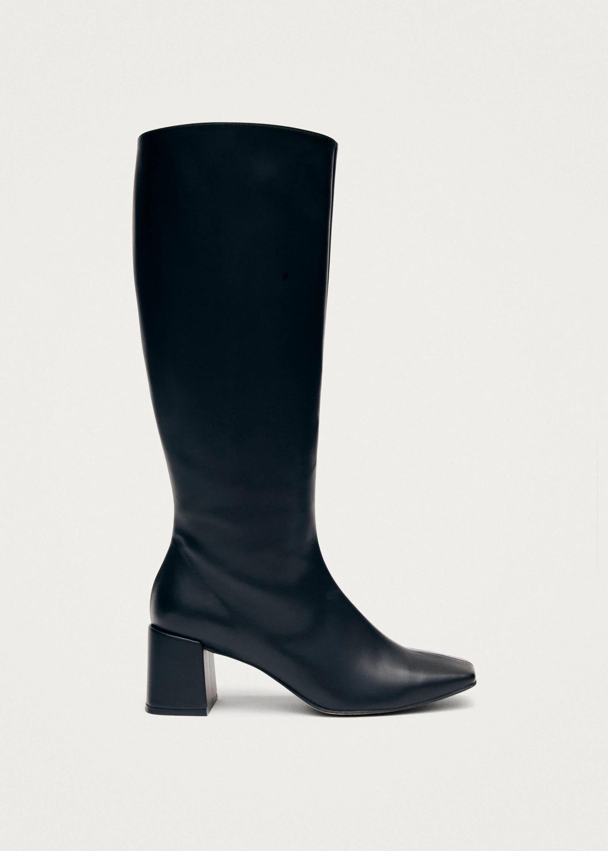 Chalk Black | SVEGAN | Alohas US