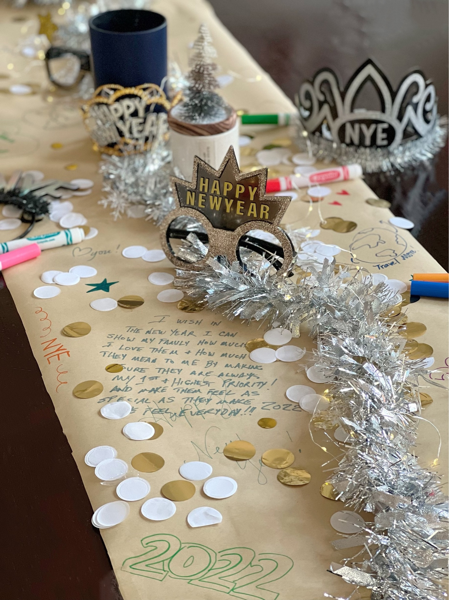 What are your NYE plans?? 

I’ve linked cute decor for making the house feel festive to ring in the new year! ✨



#LTKHoliday #LTKfamily #LTKSeasonal