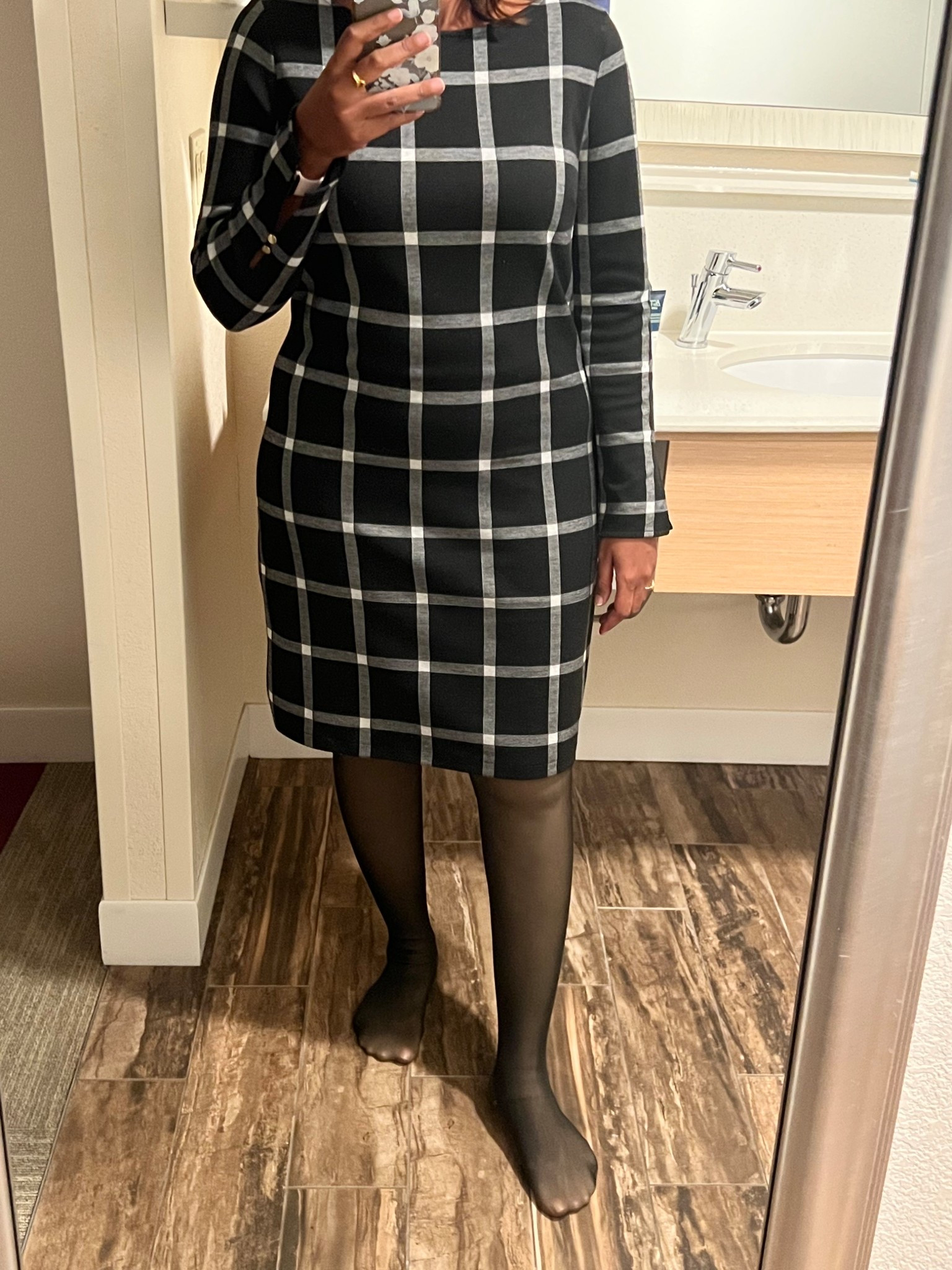 Tummy control Fleece lined tights for fall-winter! Love it!
One size (fits S to L sizes comfortably, so great gift option too!)
88-165lbs weight. I got the 220g (fleece) so would be great for fall winter! If you’re looking to buy for peak/extreme winters, this is a good choice  

#LTKootd #LTKSeasonal #LTKWorkwear