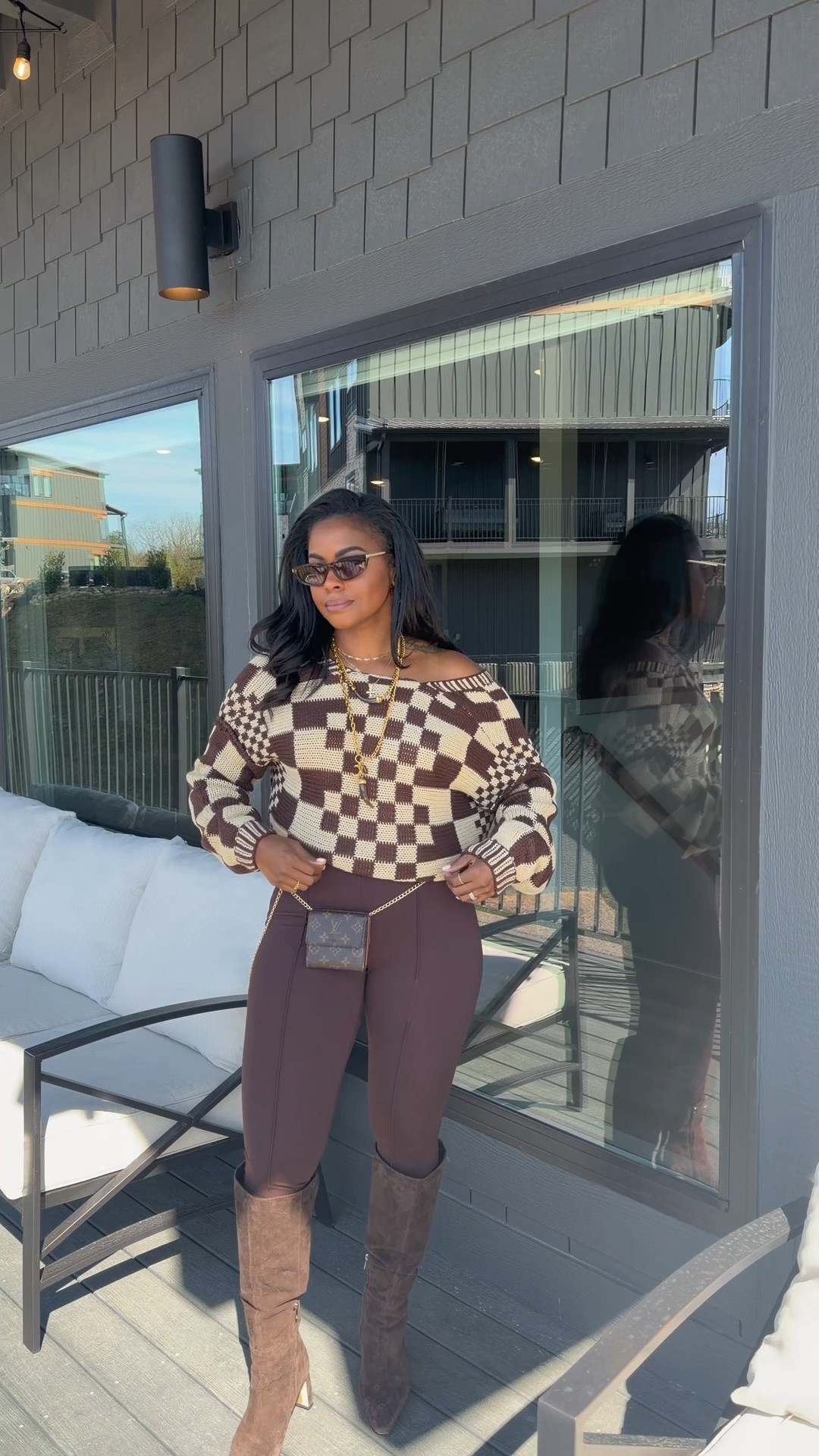 Cardigan: Large
Leggings: M
