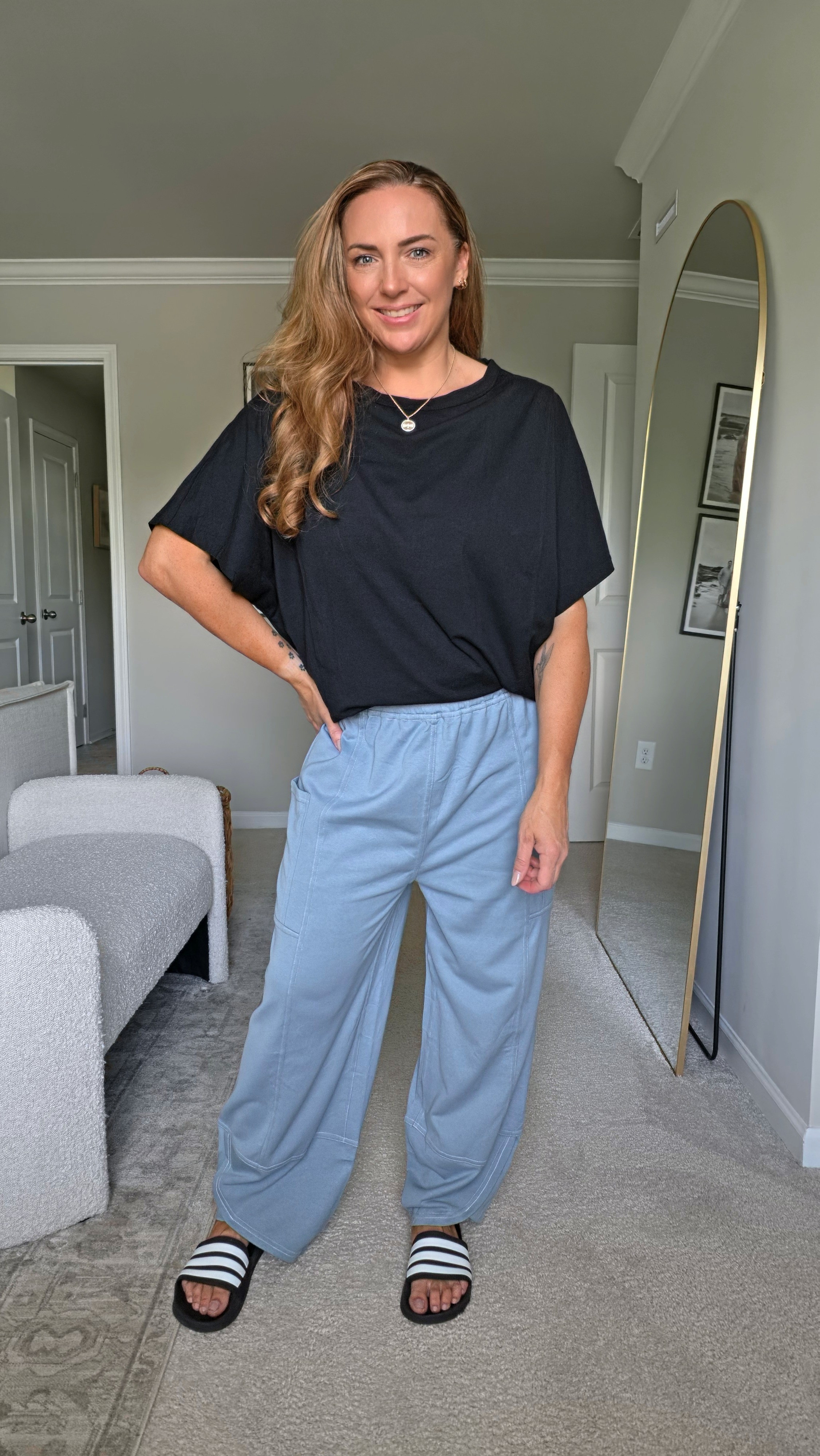 These comfy sweatpants from Minsure have the best fit, featuring an elastic waist and convenient side cargo pockets. I paired them with this great fitting Cicy Belle top for an easy, casual look.#CicyBelle #Minsure #Loungewear #CasualStyle

#LTKootd #LTKOver40 #LTKMidsize