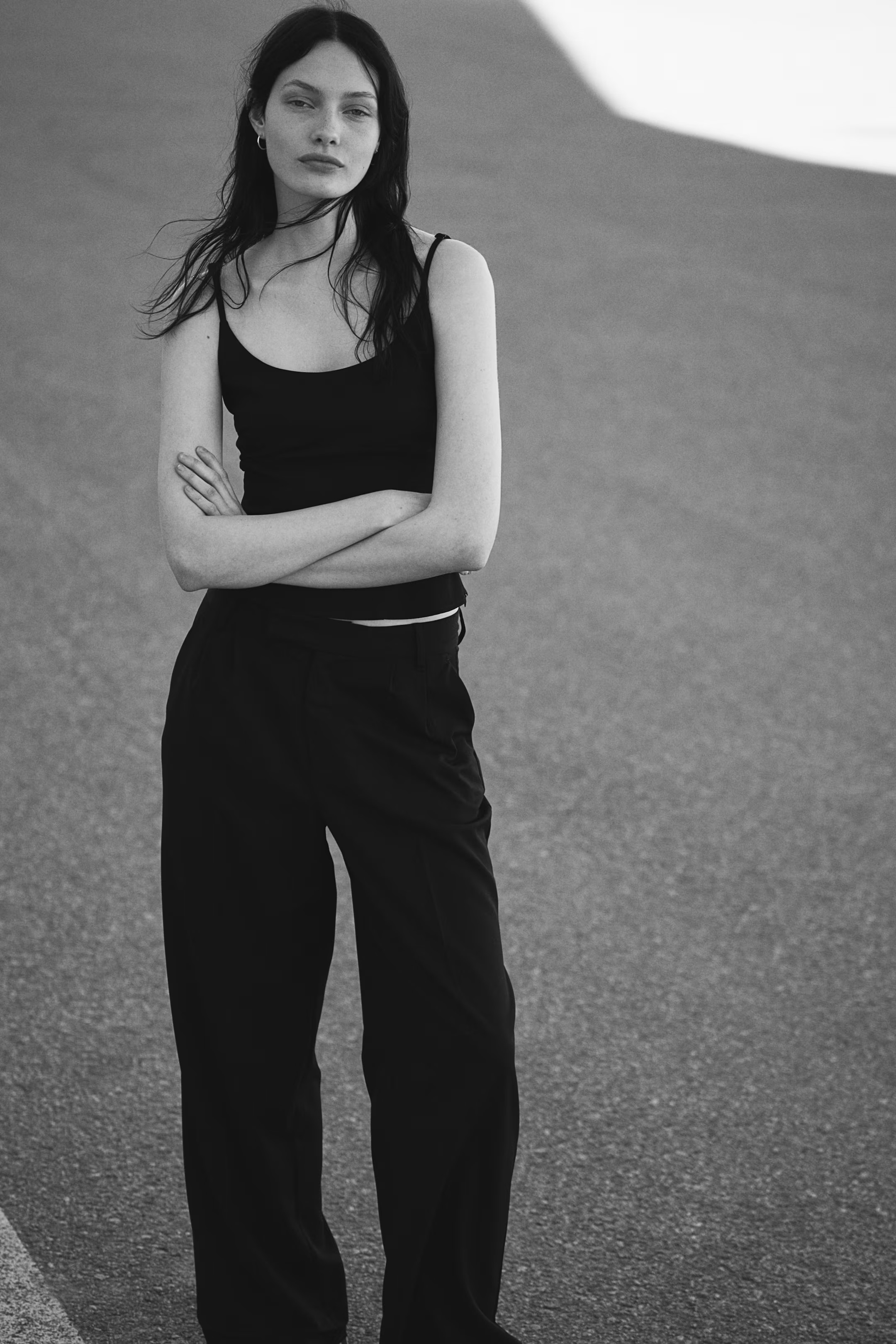 Tailored trousers - Regular waist - Long - Black - Ladies | H&M GB | H&M (UK, MY, IN, SG, PH, TW, HK)