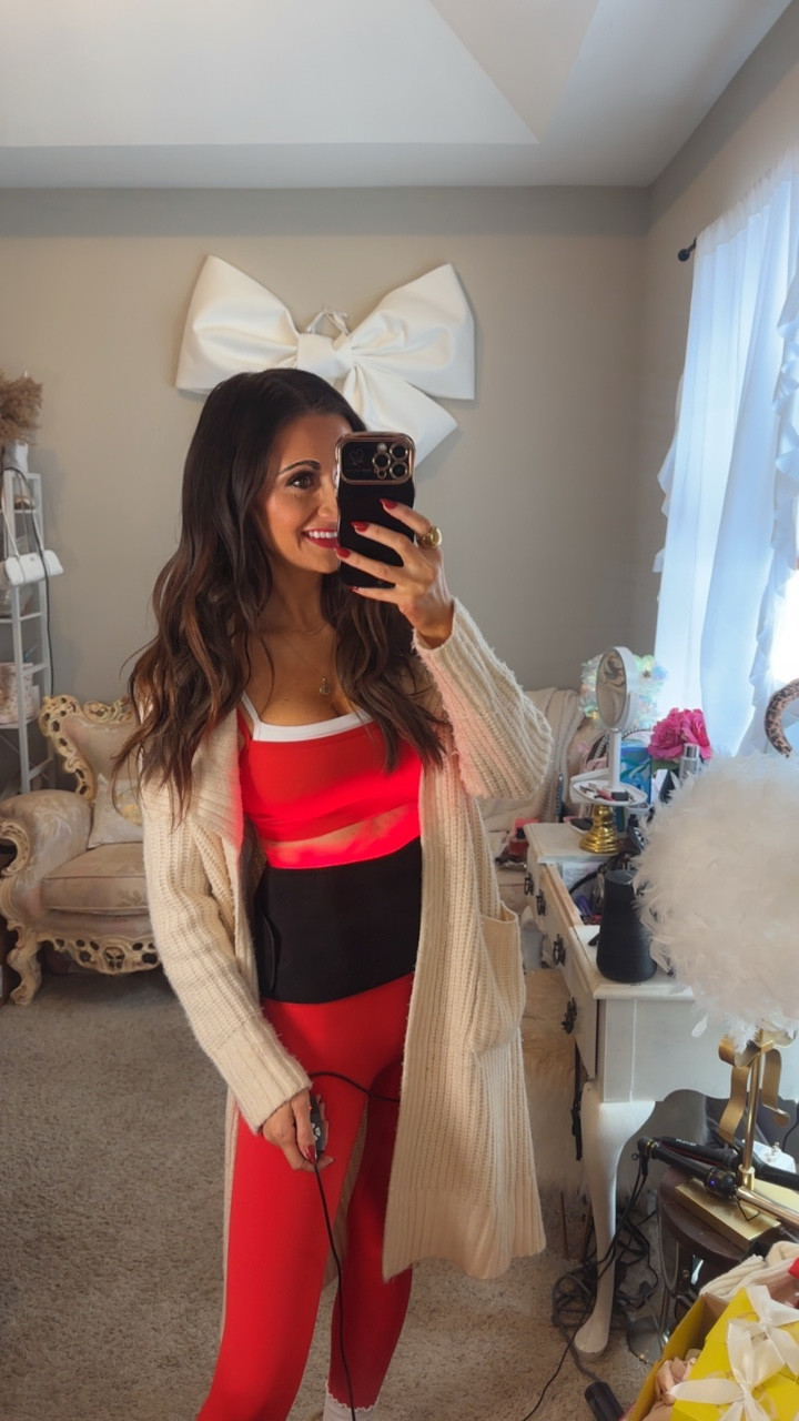 Love my red light therapy belt 

#LTKSaleAlert #LTKGiftGuide #LTKFindsUnder50