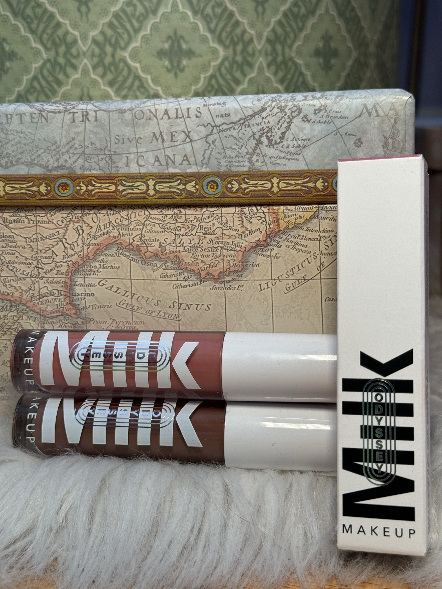 Lip gloss season!! This formula from milk makeup is such a favorite— a nice opacity but sheer enough to layer on top of other lip products 
Now all on sale during the Sephora savings event 


#LTKSaleAlert #LTKBeauty