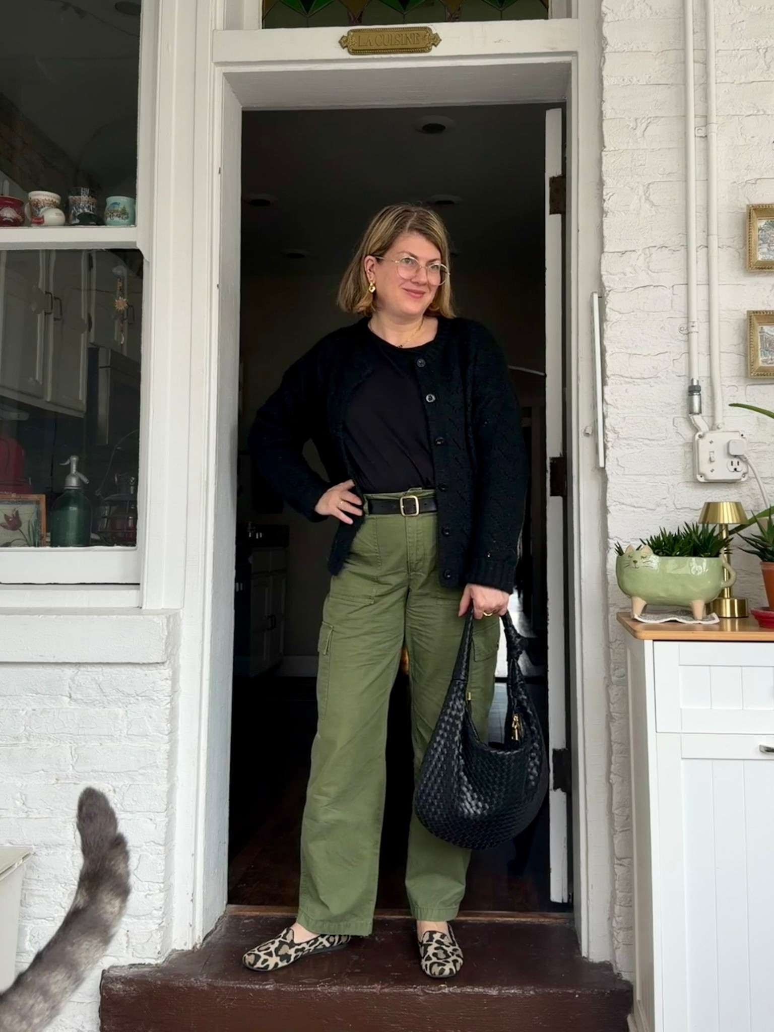 Saturday errands and it’s in the 60s! 🤍 Things I can’t exact match: Pants are thrifted J. Crew or J. Crew Factory. My shirt is Uniqlo, but not ribbed like the one I linked. 

#LTKootd #LTKMidsize #LTKOver40