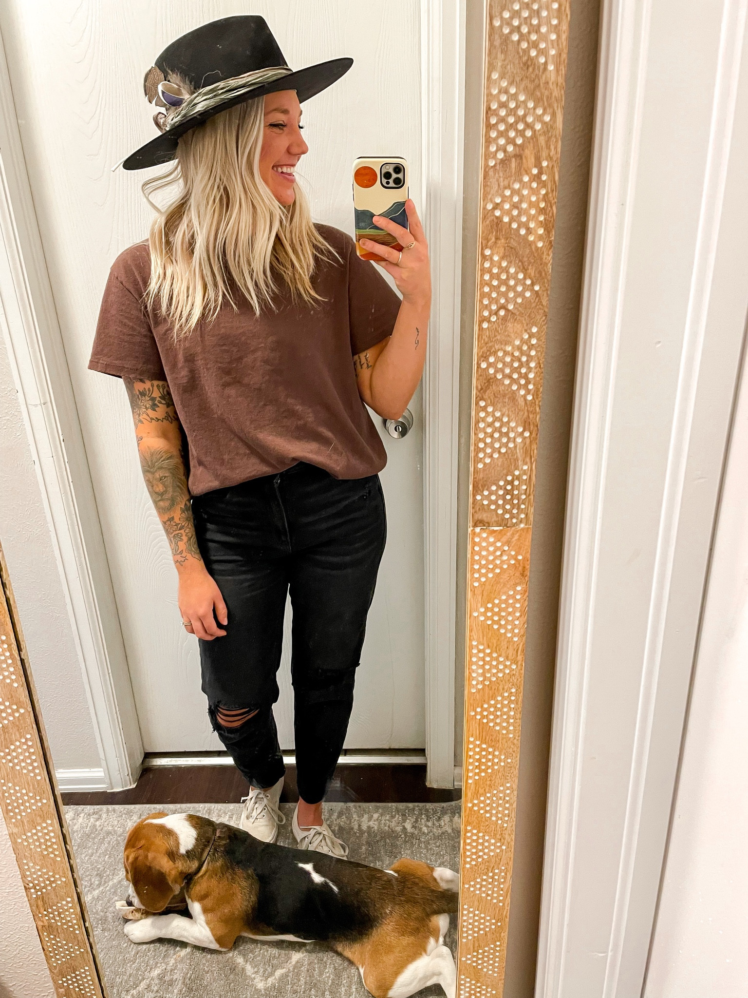 nuuds shirt size small
ae mom jeans size 4

Kemo sabe custom hat 