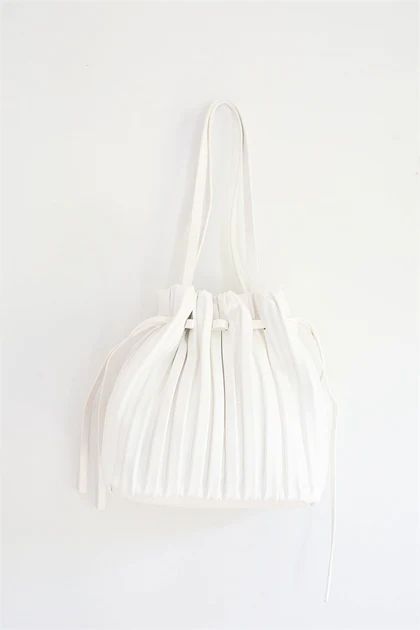 Nadia Pleated Bag - White | SABO SKIRT (Global)