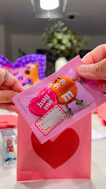 Valentine’s Day Goodie Bag Ideas ❤️💕

#LTKkids #LTKVideo #LTKSeasonal