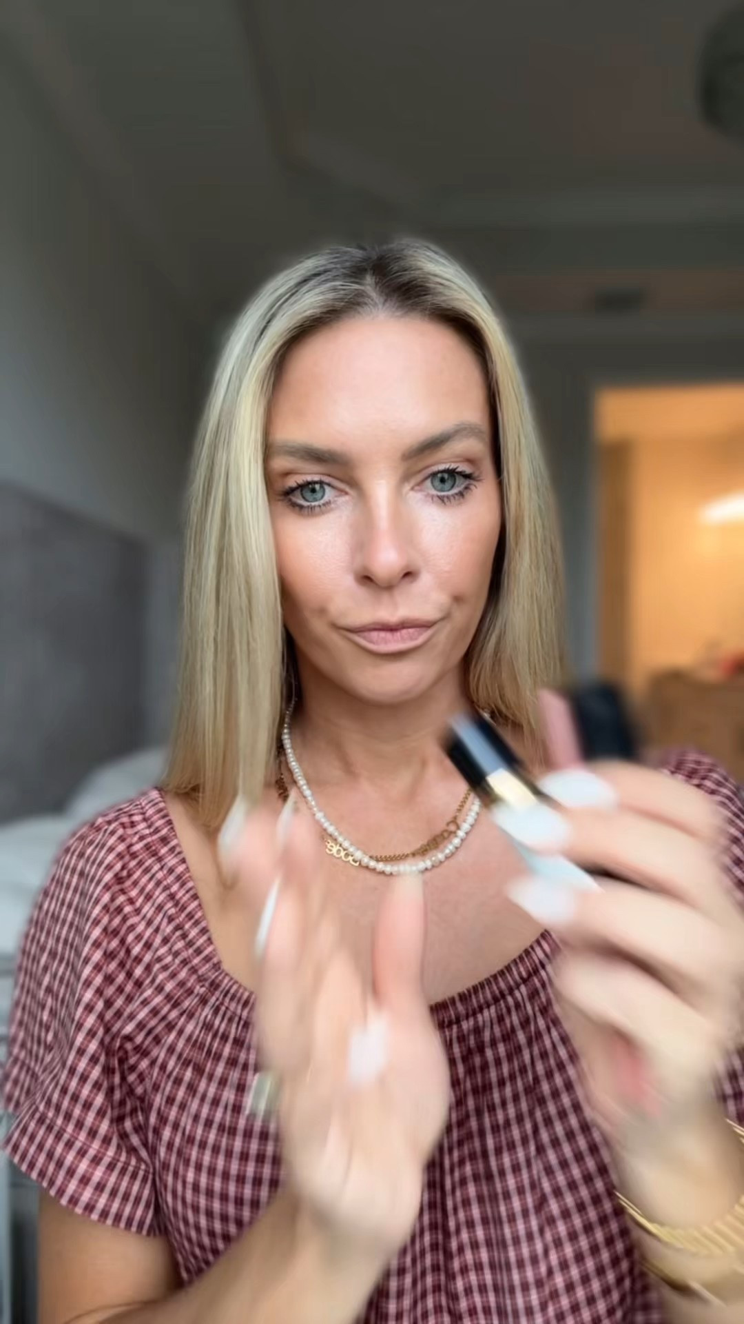 My favorite drugstore lip combo for fall and winter! 

Revlon lipstick rose velvet
Lip liner - BFF 2
Elf lip liner - honey falls 


#LTKCyberWeek #LTKBeauty #LTKgrwm