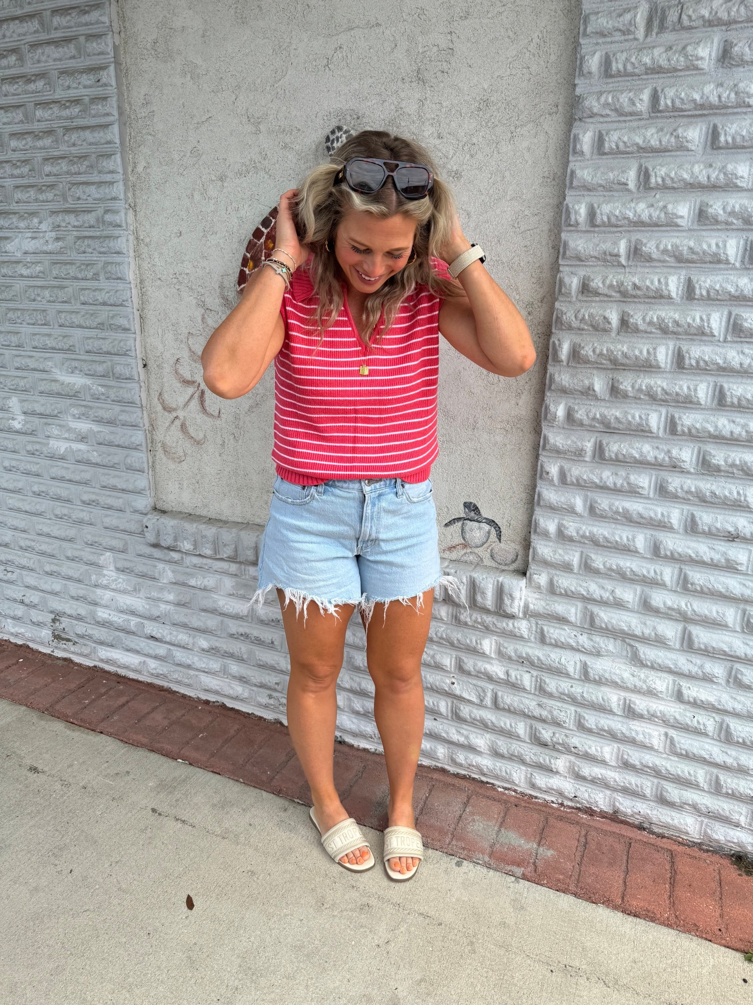 Easy outfit for any occasion! Our occasion was brunch 🥐🥓🥯🍳