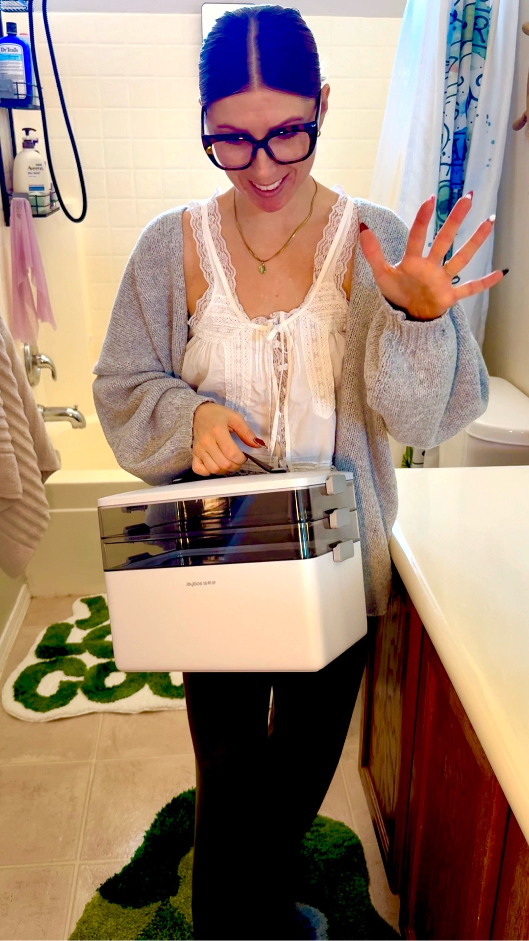 Medicine storage container from Amazon!

#LTKmomlife #LTKHome #LTKFindsUnder50