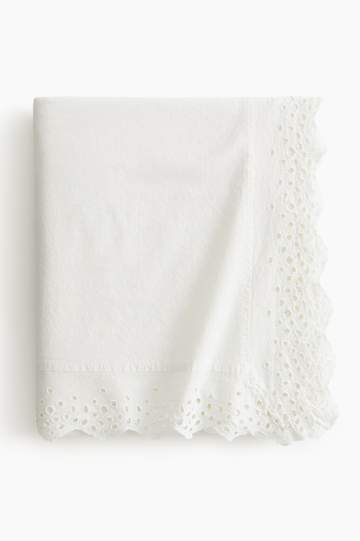 Broderie anglaise tablecloth | H&M (US + CA)