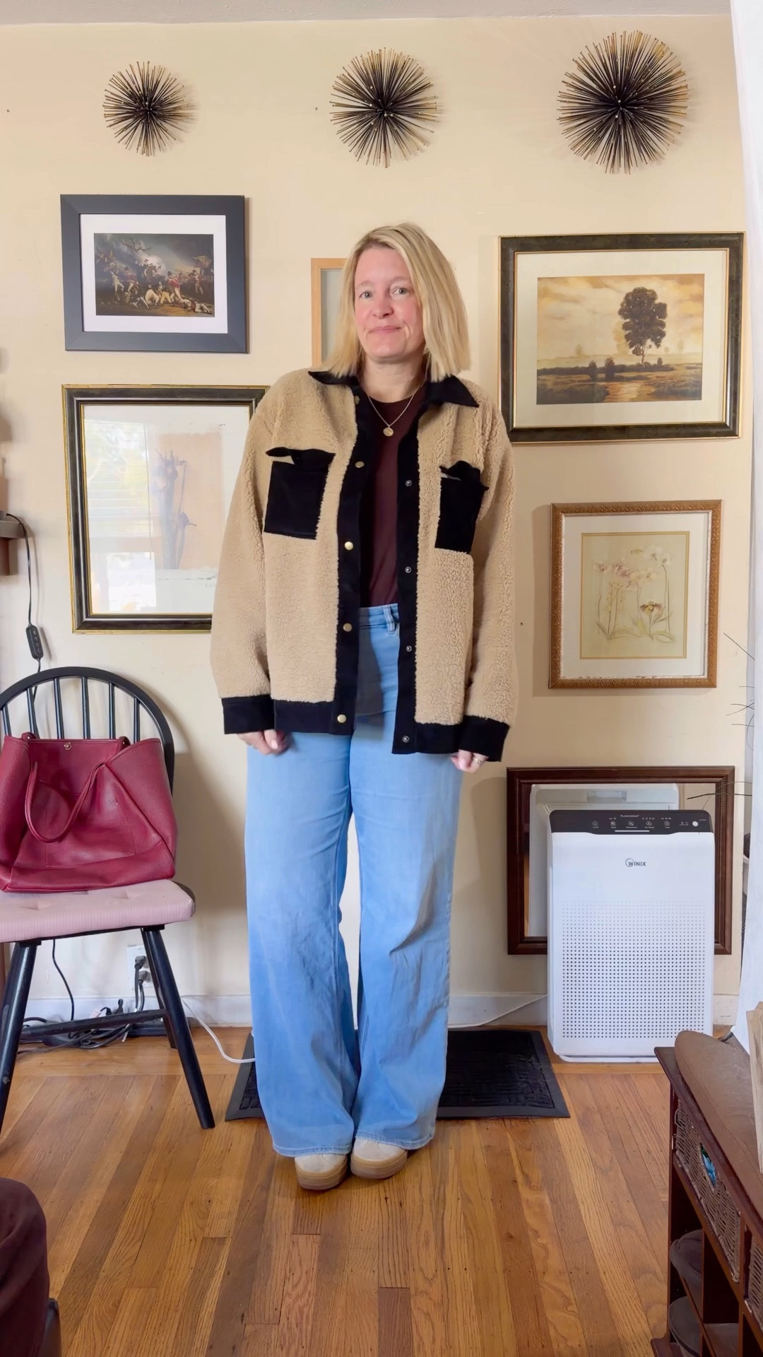 It’s Thursday and I’m dressed like I’ve already mentally clocked out. 🧸✨
Teddy jacket = soft. My patience this week = not. 😌

One more day before my day off and yes… I am counting down. Long week, cute fit, zero tolerance. Acting accordingly until further notice 💅🤎

#ThursdayMood #CozyButMakeItCute #AlmostFriday #ComfyStyle #WeekendLoading



#LTKSeasonal #LTKTall #LTKOver40