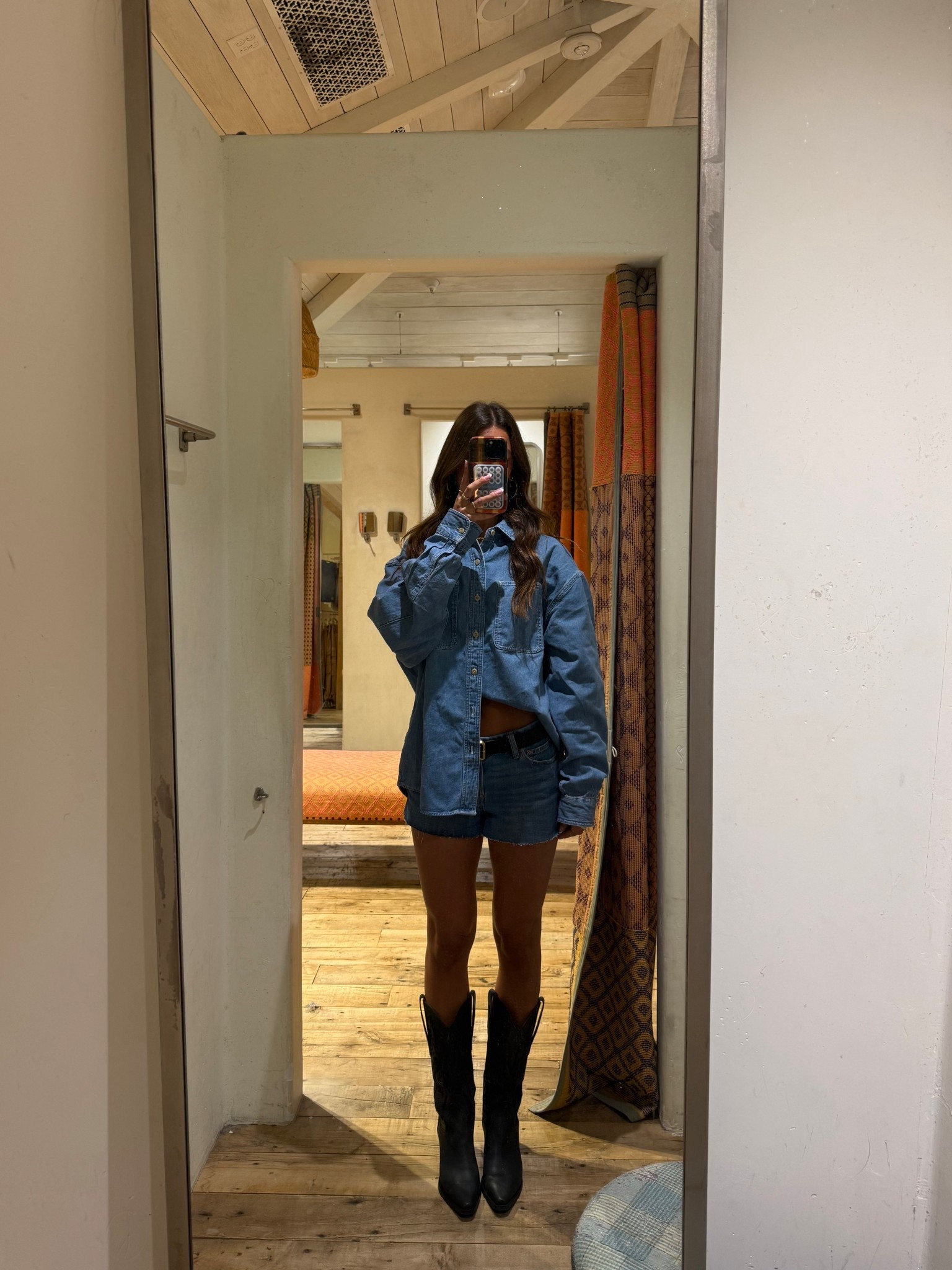 Wearing a size large in the shirt 