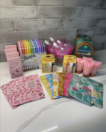 Teacher Appreciation Week is May 6th-10th and if you want to show your school spirit and gratitude for our educators and school professionals, a thoughtful gift is a great way to do so! 

#LTKGiftGuide #LTKkids