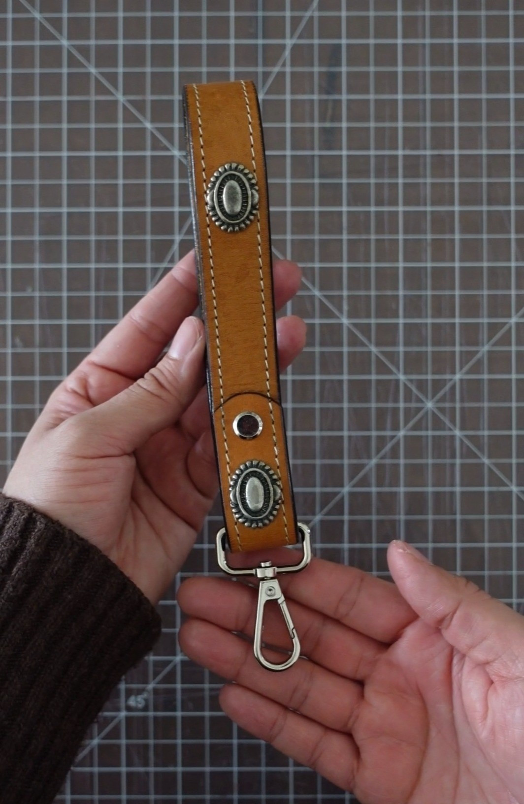 DIY Belt Keychain Hardware 🛠

#LTKHoliday #LTKHome
