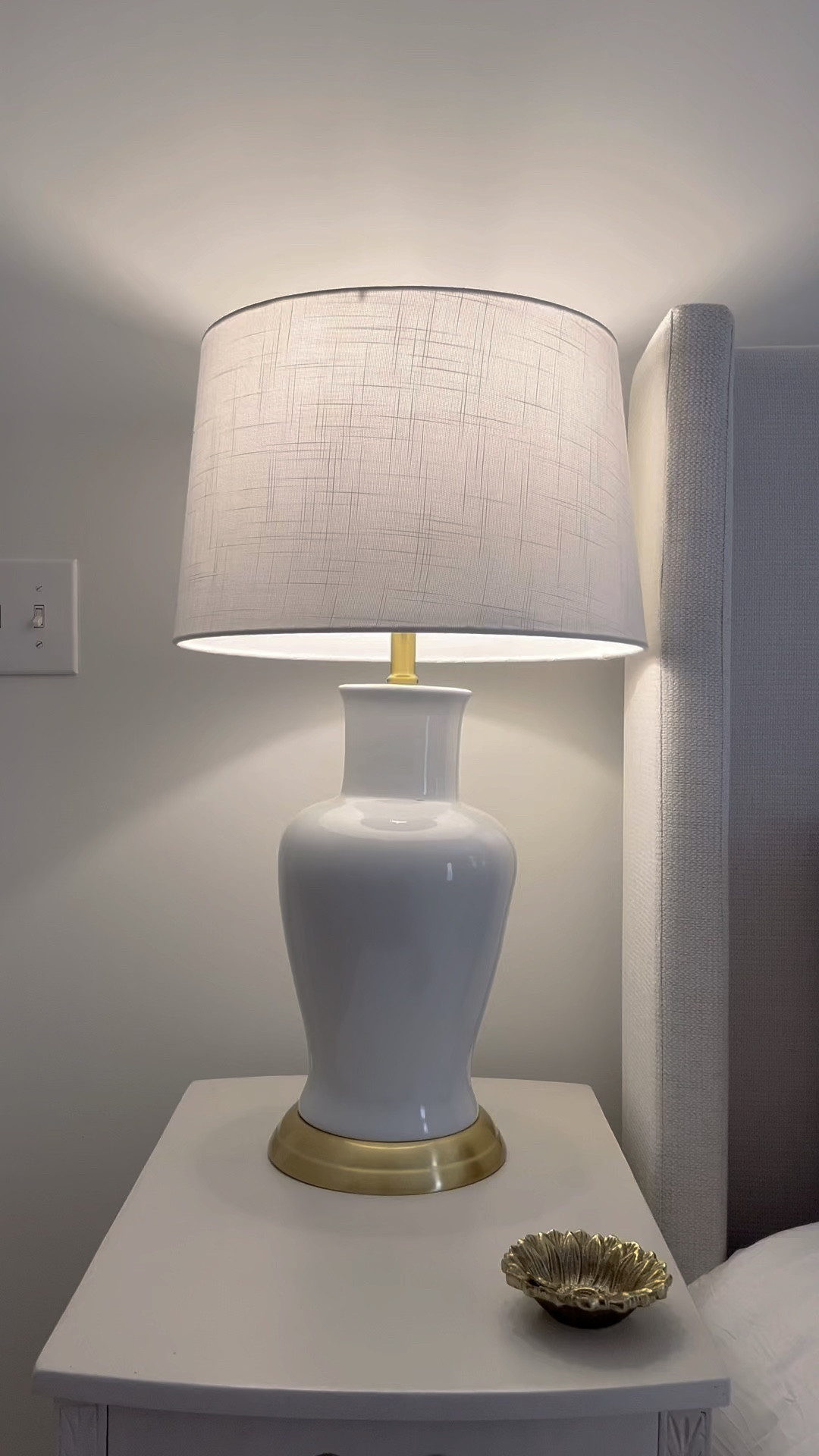 My absolute favorite white and gold lamp from Amazon! A classic look.

#LTKFindsUnder100 #LTKHome #LTKSummerSales