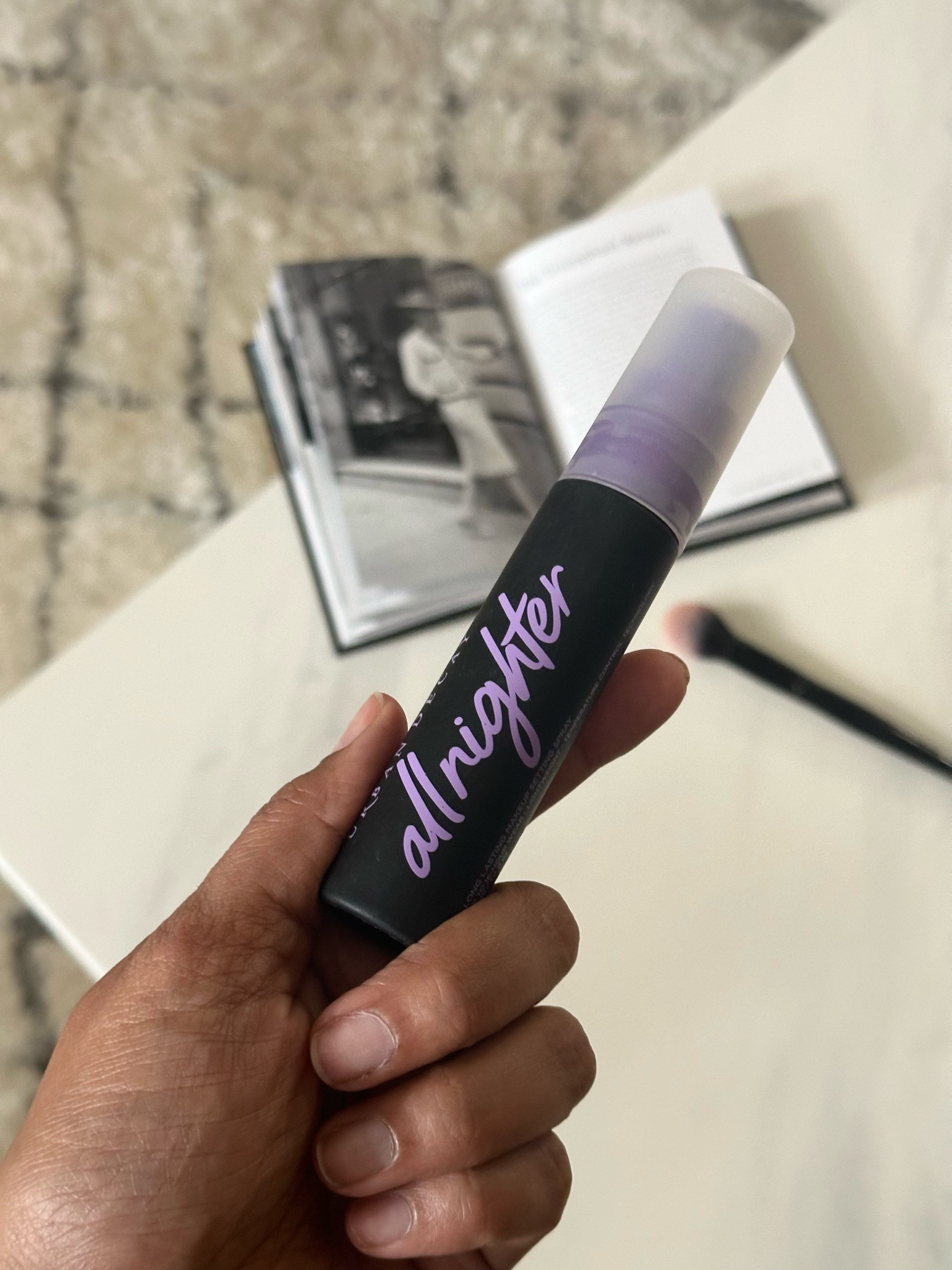 A must have make up setting spray !! #makeupessentials 