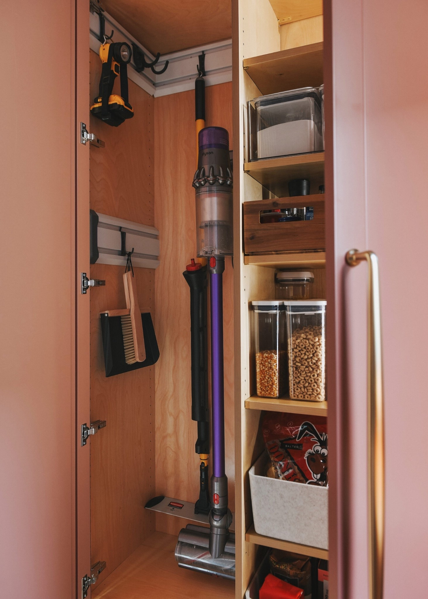 Cleaning tools on the left and pantry items on the rightt

#LTKHome