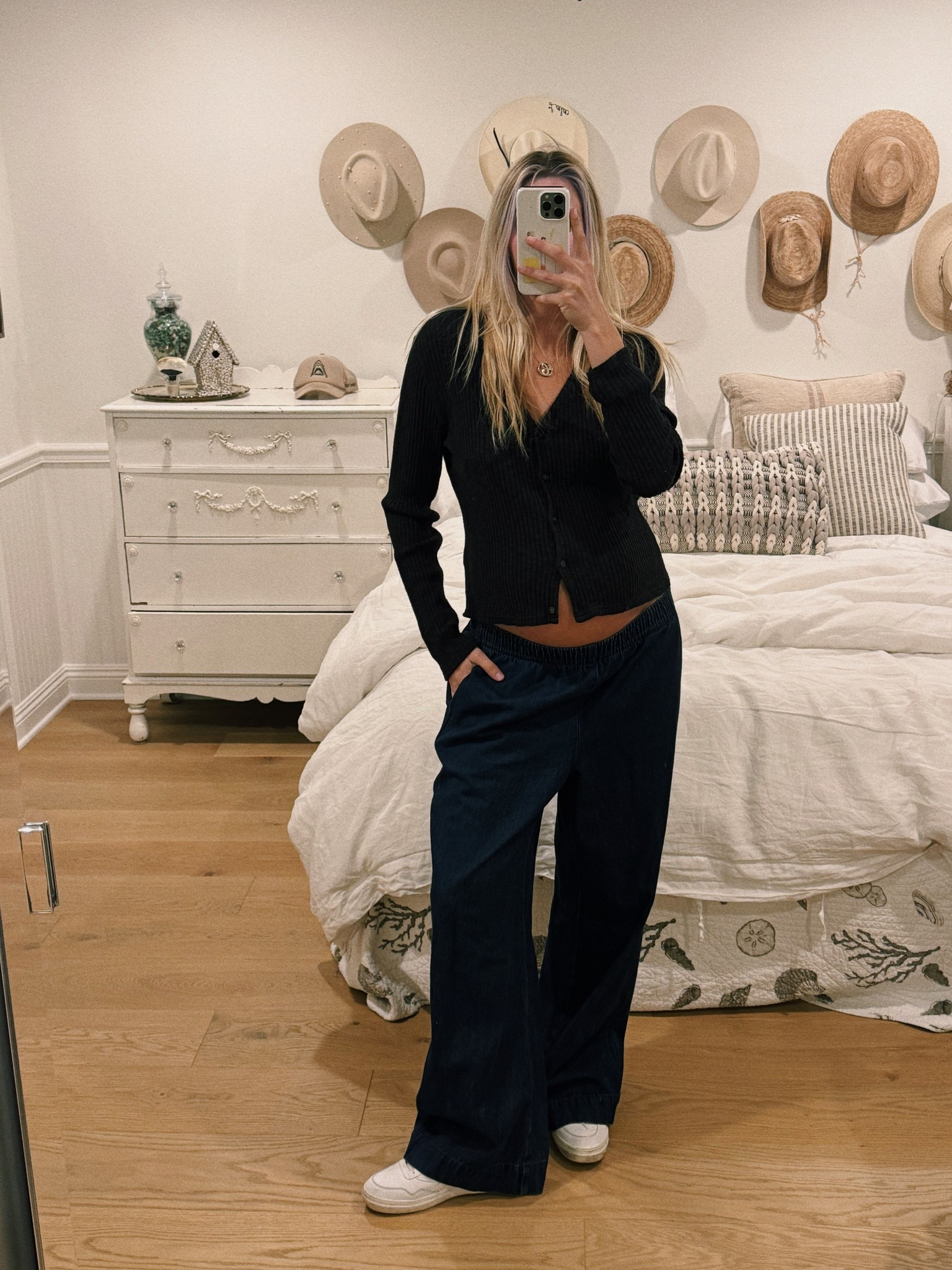 BEST MATERNITY PANTS !!!!!!   

#LTKootd