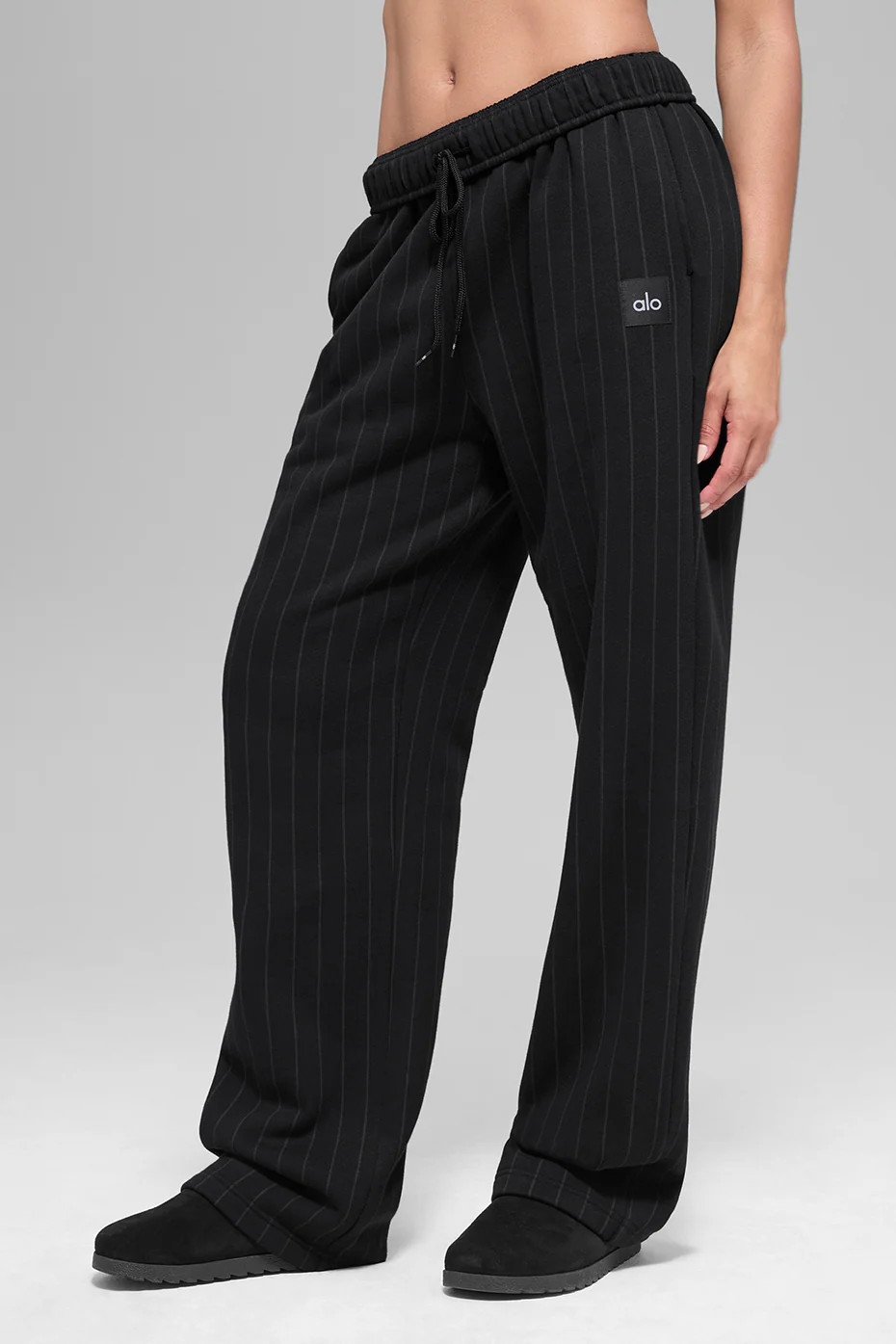 Accolade Straight Leg Sweatpant | Alo Yoga (US)
