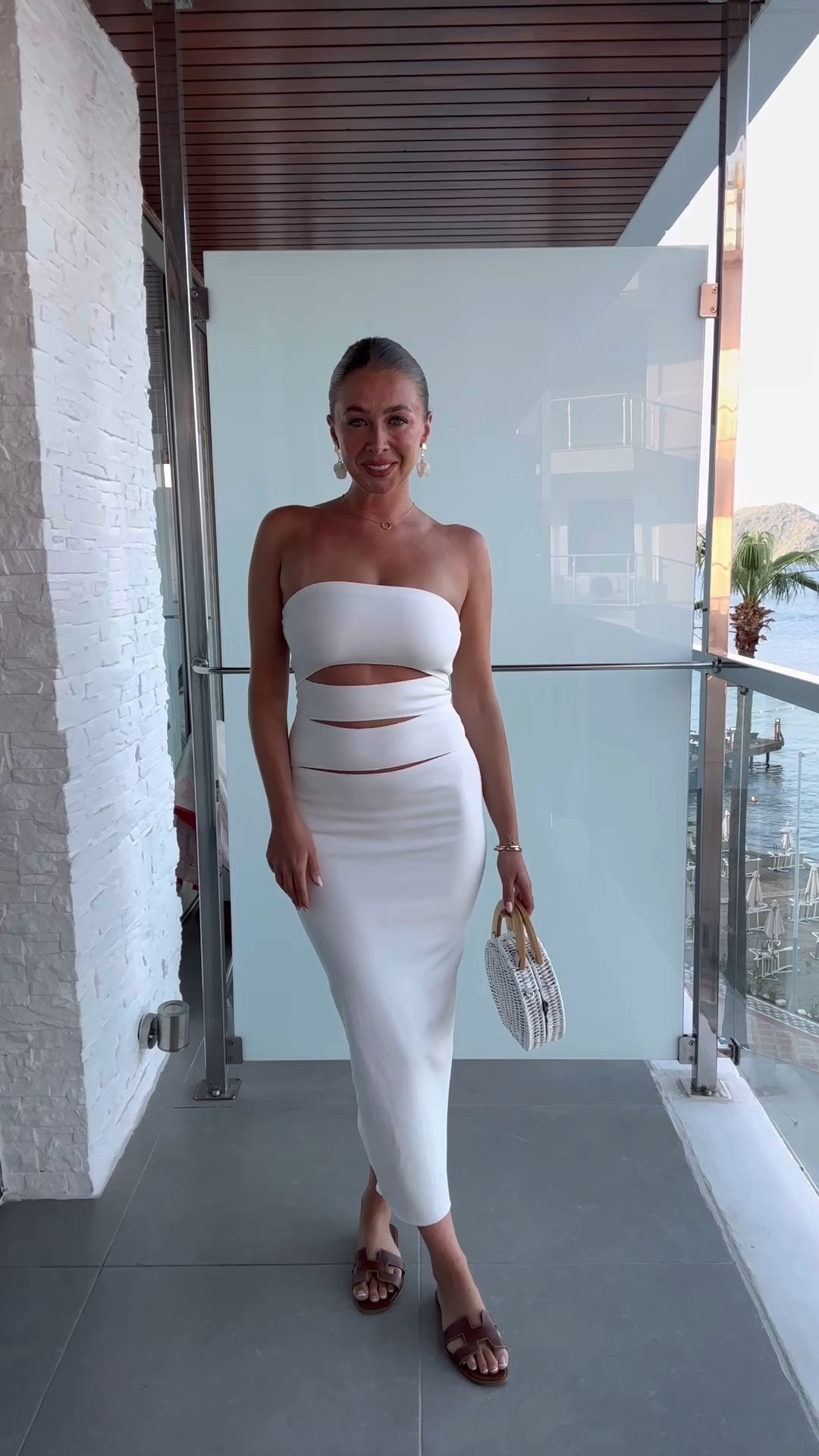 Holiday Zara Dress



#LTKspring #LTKeurope #LTKuk