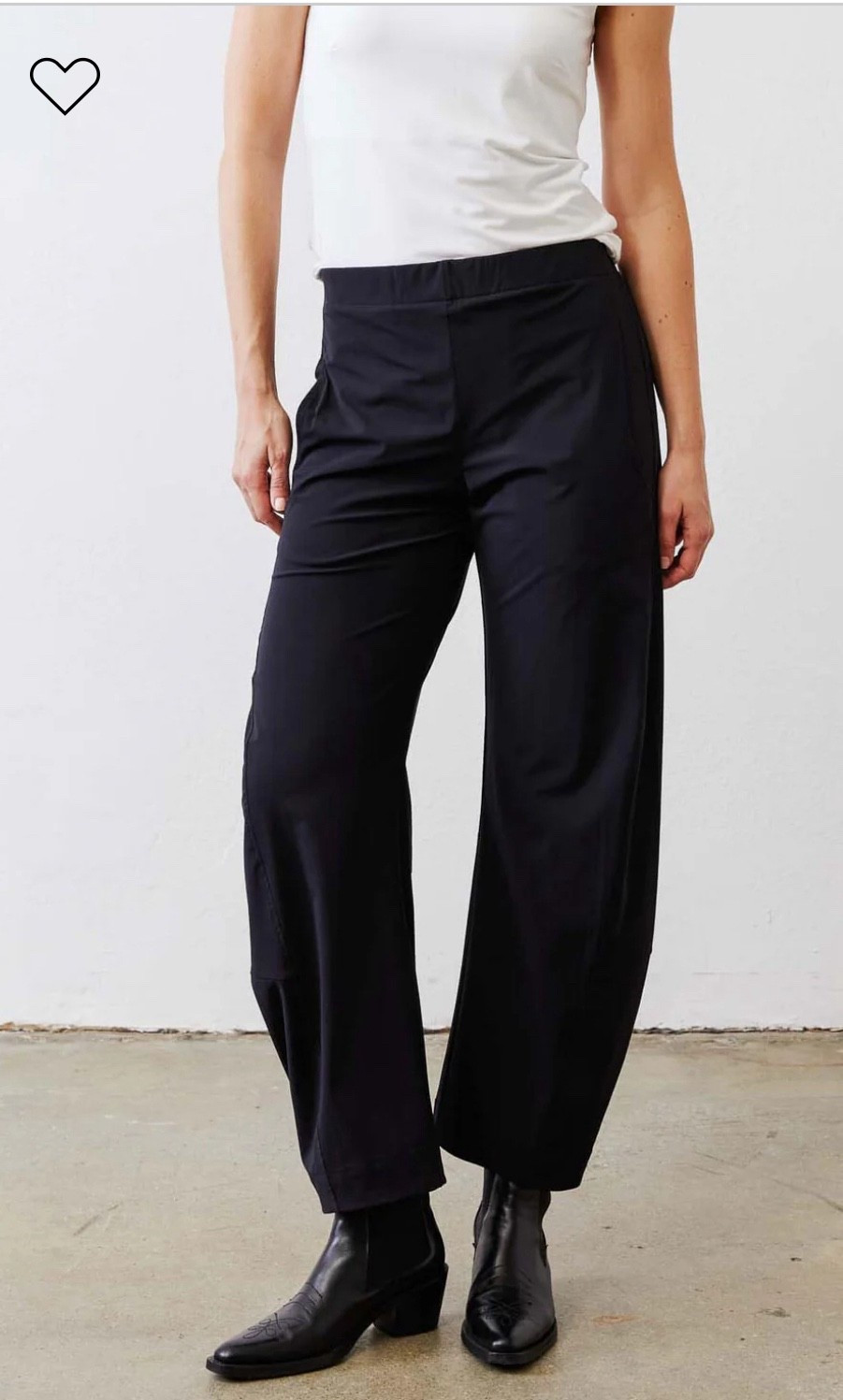 I’ve truly found the best pants that you throw on, DONT wrinkle and they stretch at the waist and everywhere!!! They are casual pants that can be dressy as you want! Ok so I hate barrel leg jeans.. these are different. They are a slight barrel at the bottom so the knees and thighs don’t look wide.. cuts out a slight gap at the thighs and makes you look extra slim! I just got the brown in today and it’s amazing. I am now ordering black. It’s true to size! $45 off your first purchase! 

#LTKGiftGuide #LTKStyleTip #LTKActive