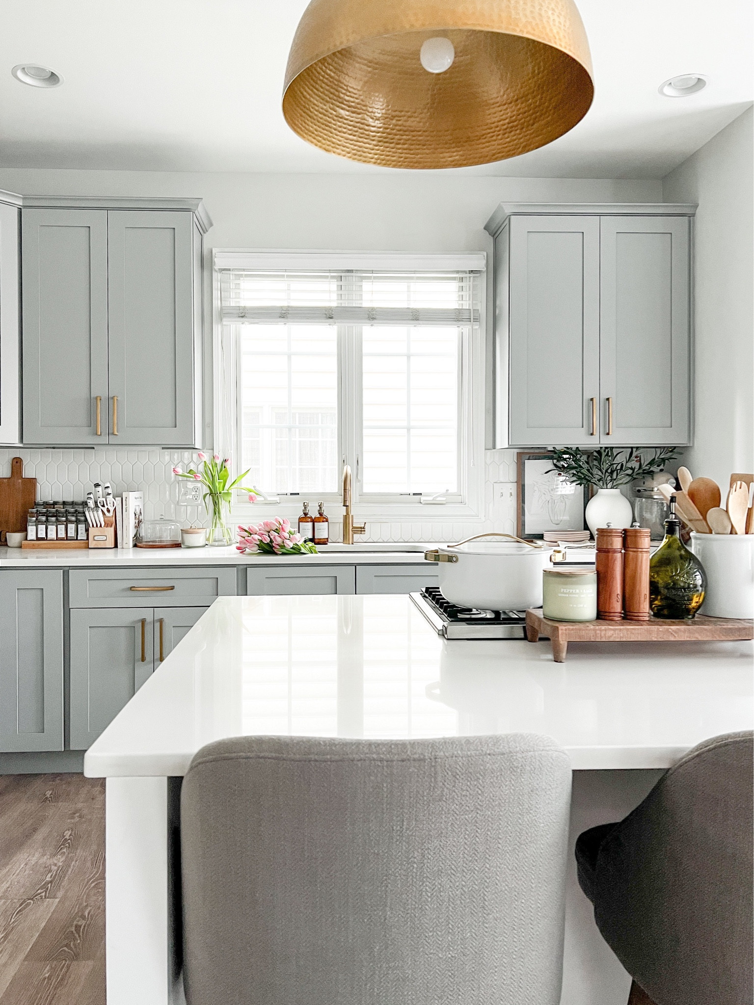 Spring, home decor, pendant, World Market, amazon, Target, wayfair, neutral home, barstool, kitchen island, cabinet pull, faucet, kitchen decor, summer, knife set

#LTKFind #LTKSeasonal #LTKhome