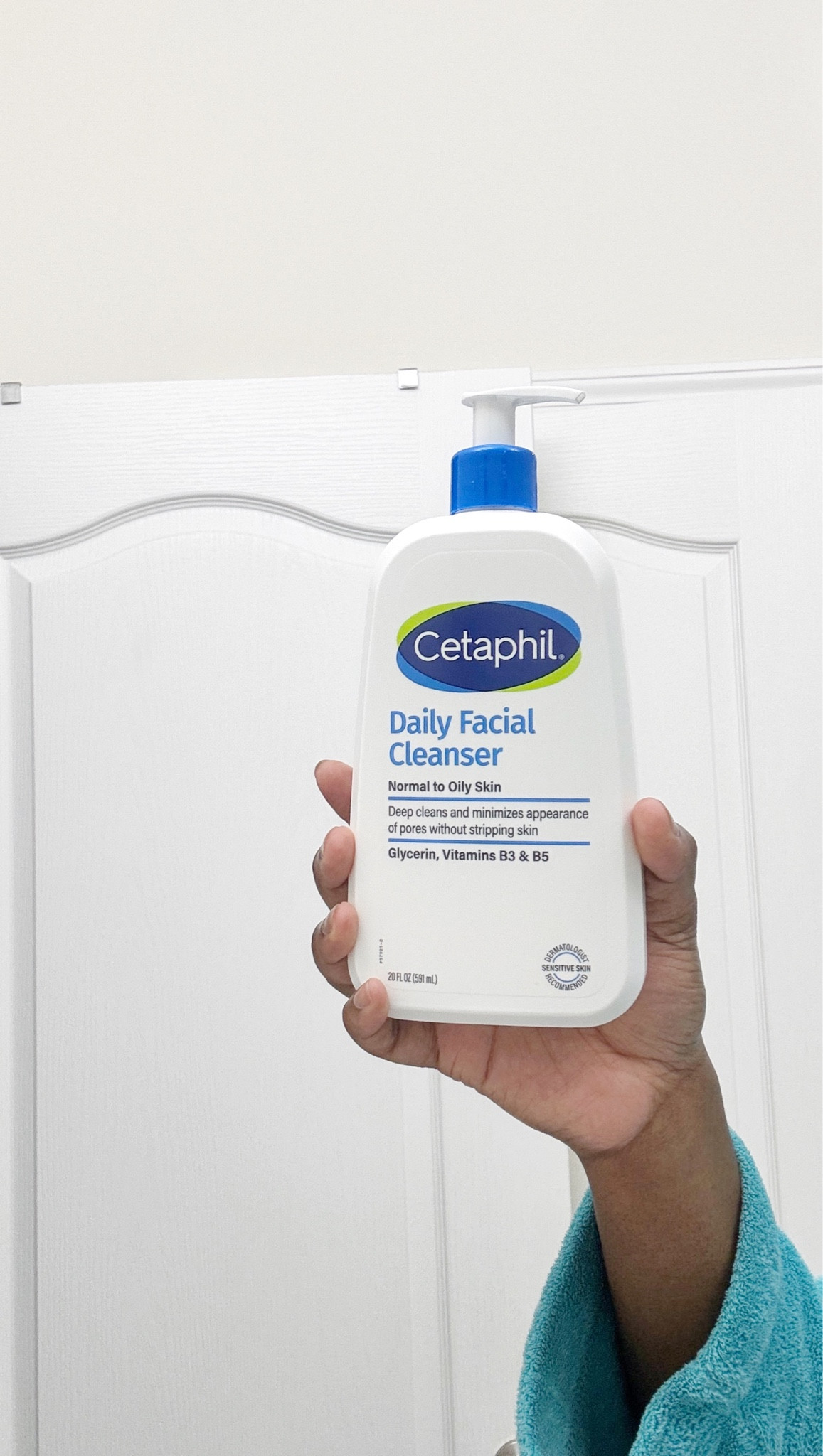 This is the facial cleanser I use every day. My favorite use is to remove the makeup from my face at night. I will also use it in the morning during the spring and summer. It doesn't dry out or irritate my skin. It does a good job of getting all of the makeup off my face and from my pores. It's one of the things that helps keep my skin clear.

I’ve bought it from Amazon, Target, Walmart, and Ulta.
#LTKskin #skincare #oilyskin 

 

#LTKBeauty