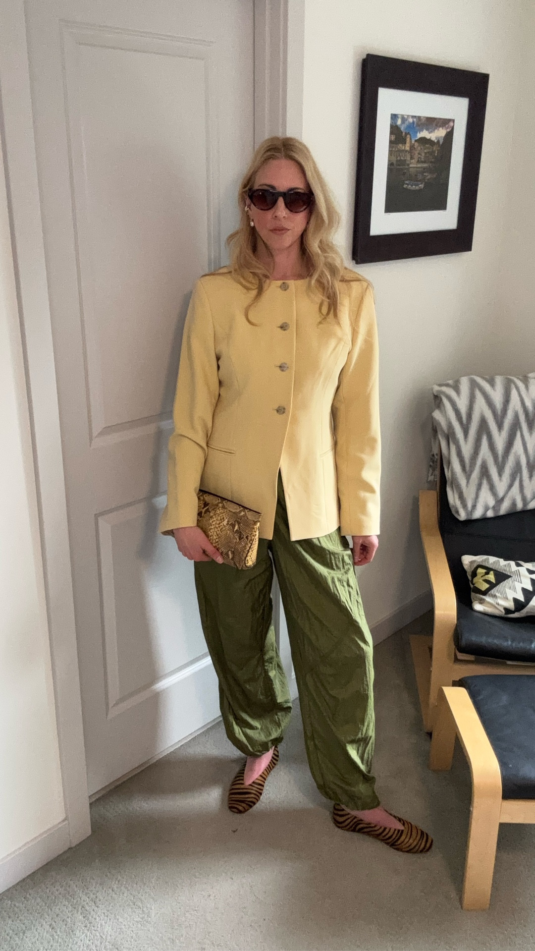 Prada look for less sunglasses from @amazonfindsandfashion 
Butter yellow Daphne blazer from @ALIGNE 
Green track pants @athleta 
Tiger print pony hair flats @h&m 
Vintage snake print clutch @poshmark


#LTKOver40 #LTKTall #LTKootd
