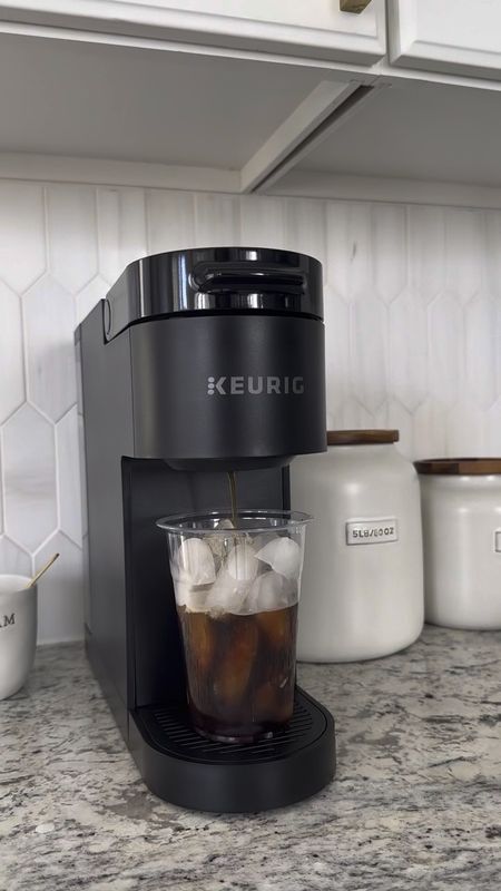 The best iced coffee machine 

Summer sale 
Home find 
Kitchen find 
Memorial Day 

#LTKFindsUnder100 #LTKSaleAlert #LTKHome