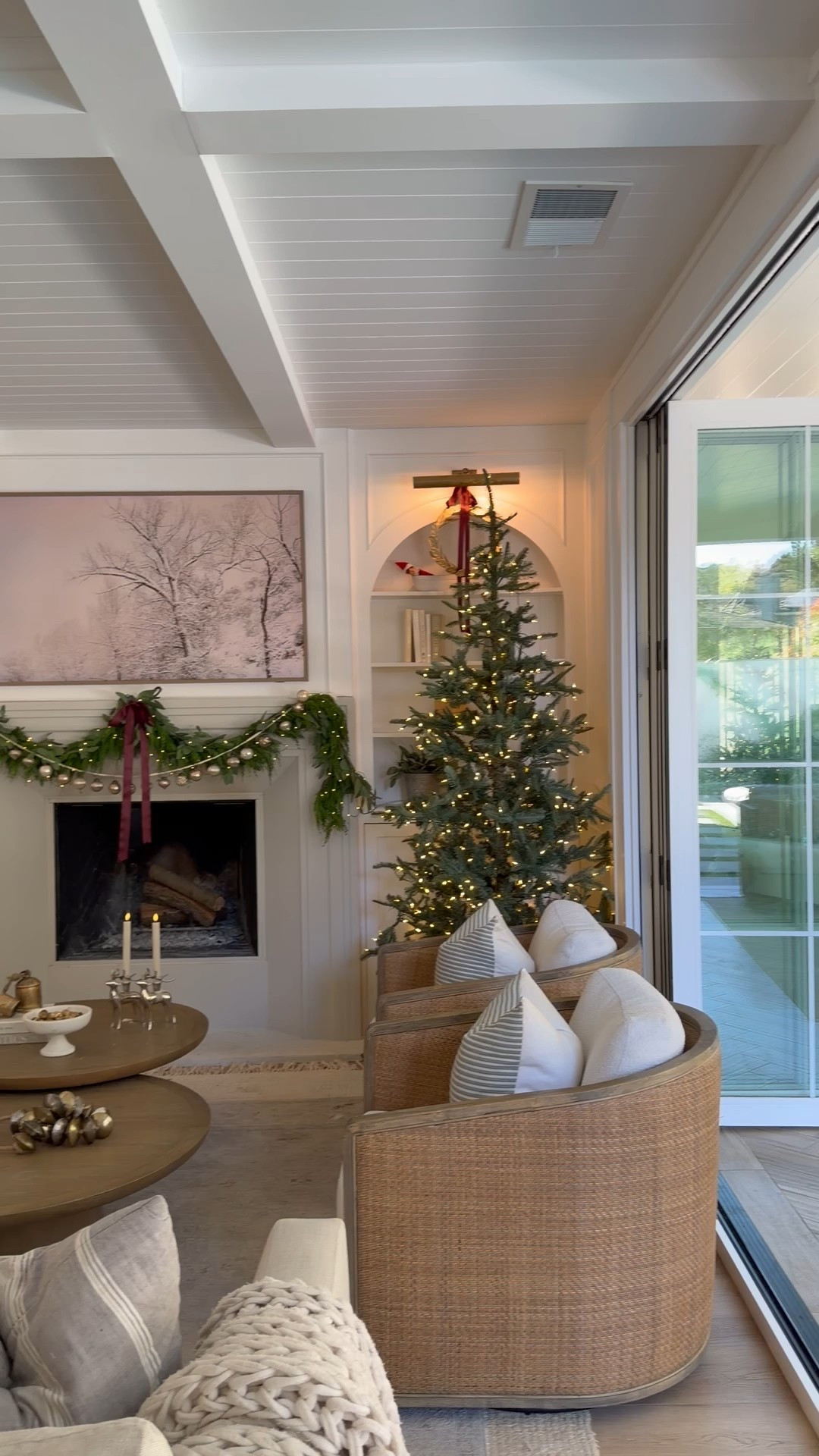 Christmas in California 

#LTKHome #LTKSeasonal #LTKHoliday