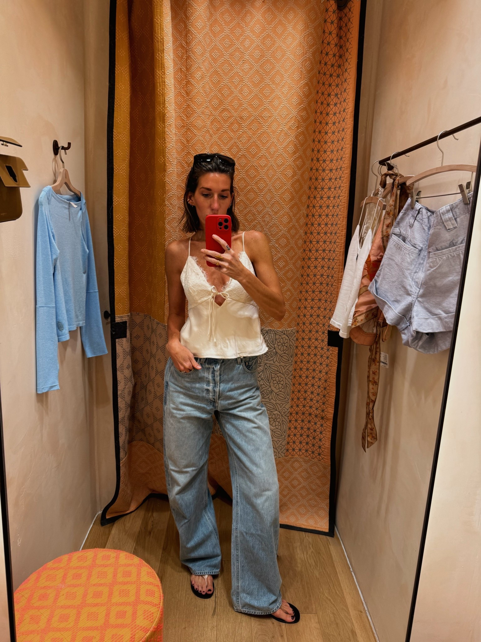 Top - S
Jeans - go down one sz

#LTKootd