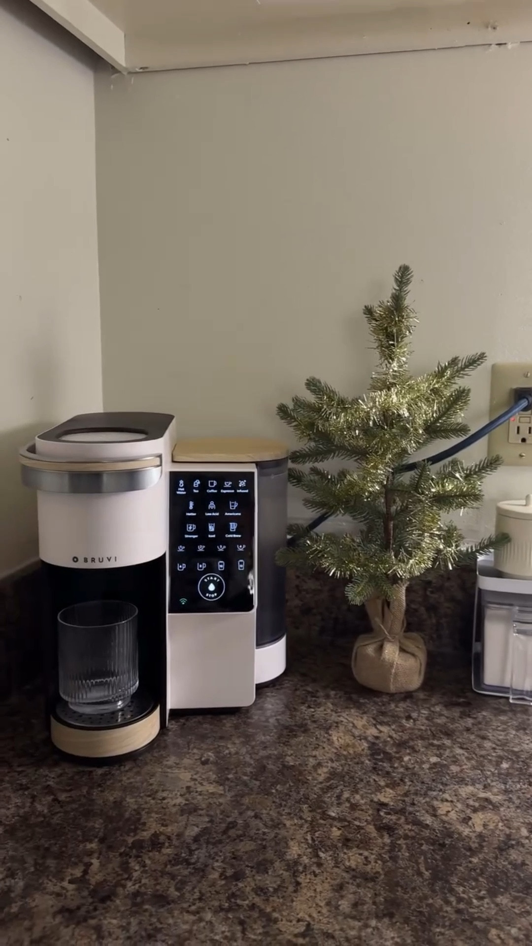 tell me why this was the best impulse buy ☕️ comment “bruvi bundle” to grab this bundle on sale + get a FREE B-Pod variety pack ($29 value)

sleek, minimal, and honestly a dream come true ☕️✨ makes café-quality coffee at home with zero waste thanks to the eco-friendly B-Pods 🌱 perfect for cozy slow mornings or chaotic mom mornings 🤍 truly an everyday luxury that pays for itself if you’re a coffee girlie.

coffee besties 🧊☕️ drop your fave DIY coffee recipes — especially iced ones that taste like Starbucks 👇🏼
@ilovebruvi #mybruvi #coffeetok #icedcoffee #morningroutine #coffeemakers

#LTKfoodie #LTKHome #LTKSaleAlert