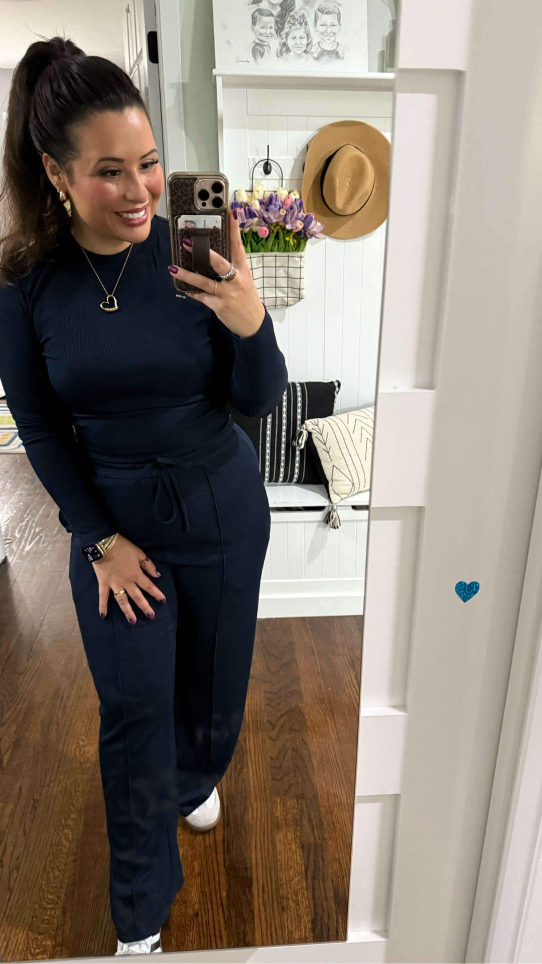 Obsessed with this Amazon set! 
Super comfy, mom-tummy friendly, soft + flattering… truly the perfect mom uniform or travel outfit.
Dress it up with heels or keep it casual — the quality is SO good.
Definitely adding this to my fall staples 🍂

#midsizestyle #amazonfinds #momstyle #fallfashion #ootdmom