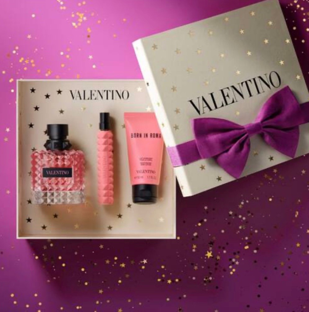 Valentino Beauty is having a major moment ✨
Lucky Friday: snag a 5-piece gift with $150+ orders and a luxury pouch at $175+ (ends 11/27).
Plus, enjoy 20% off Valentino fragrances with code LUCKY (11/27–12/2).
Perfect time to gift… or “gift.” 🎁😉

#ValentinoBeauty #luxurybeauty #holidaygifting #beautydeals #giftwithpurchase


#LTKCyberWeek #LTKHoliday #LTKGiftGuide