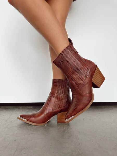 Outlaw Booties | Lane 201 Boutique