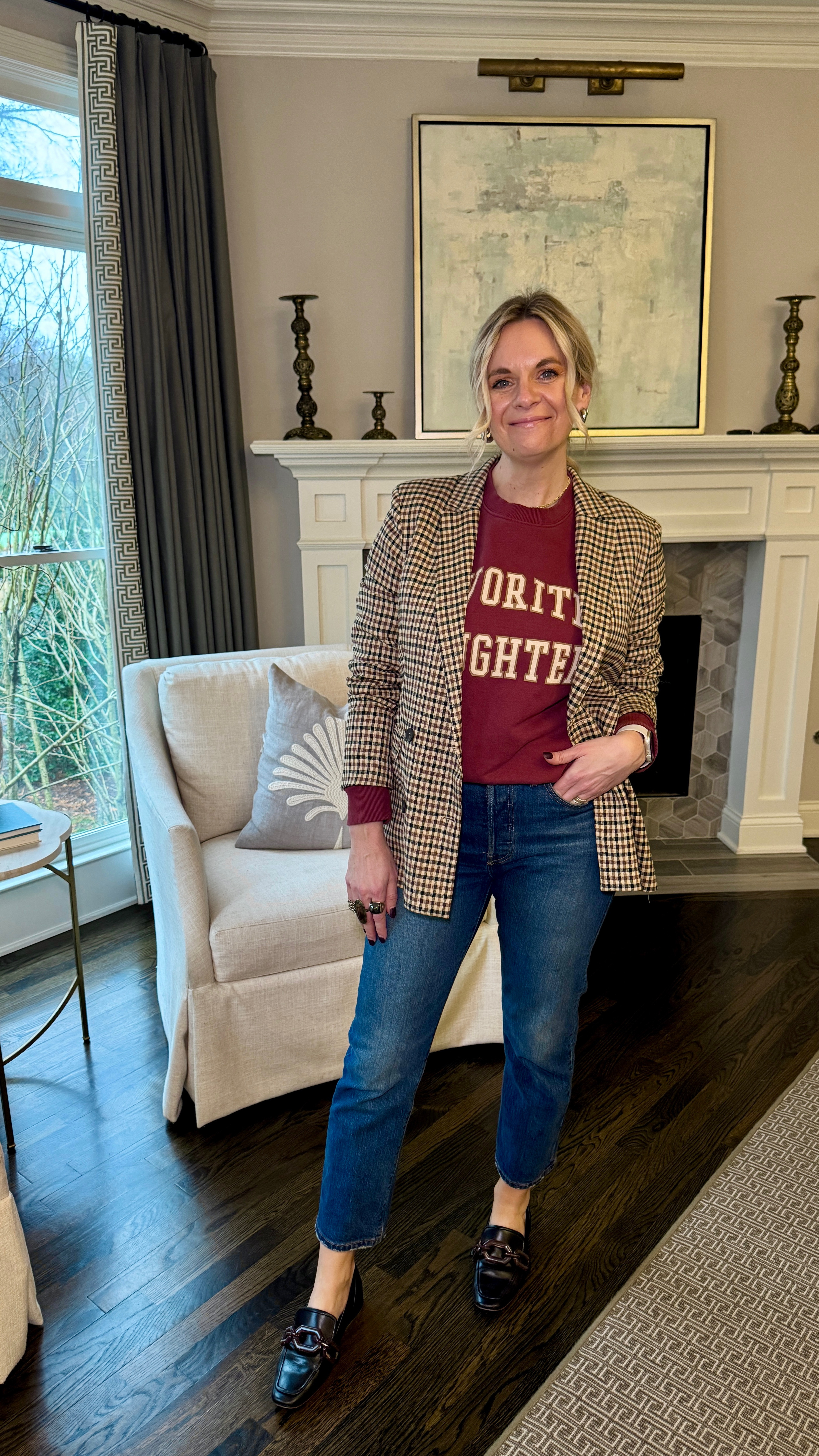 How to style a blazer over your graphic sweatshirt!

#OOTD #StylingTips #PersonalStyling #effortlesstyle #WinterFashion #personalstylist #nashvillestylist #StyleOver40 #LTKVideo

#LTKSeasonal #LTKOver40 #LTKWatchNow