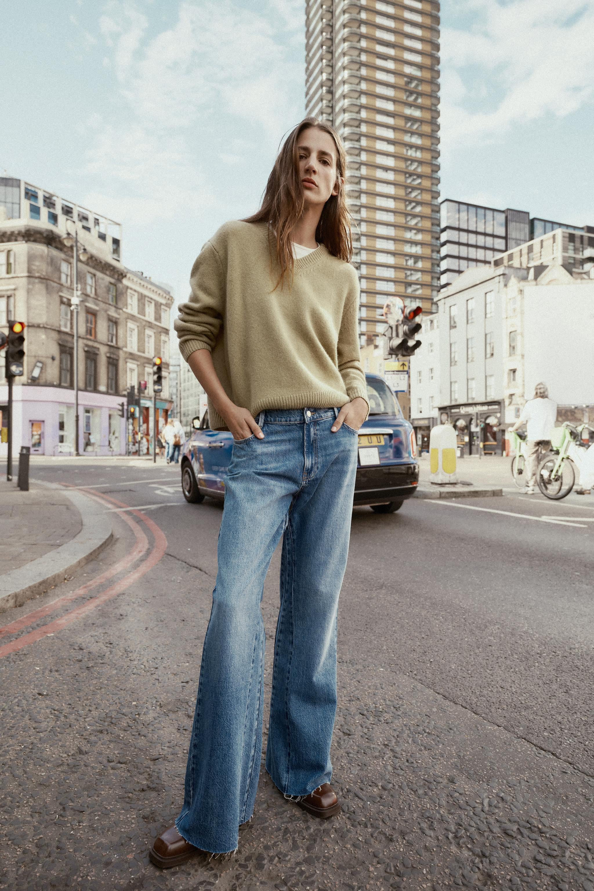 Z1975 HIGH RISE WIDE LEG JEANS | Zara US