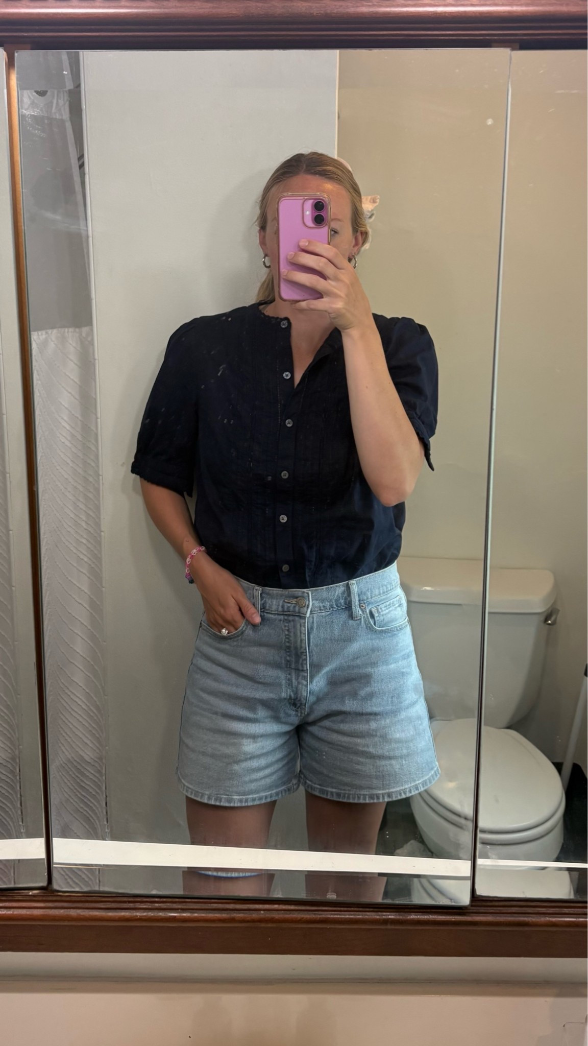 My sister’s Walmart outfit this morning was too good not to share! She said top runs TTS and she’s 3 months postpartum from baby #4 so she sized up 1 in the shorts from her normal size.

#LTKSaleAlert #LTKmomlife #LTKootd
