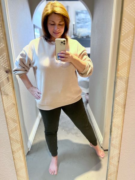 These stretchy pants with pockets come in a 4 pack!  This sweatshirt is super soft and I love that it’s oversized.  

#LTKunder50 #LTKFind #LTKfit
