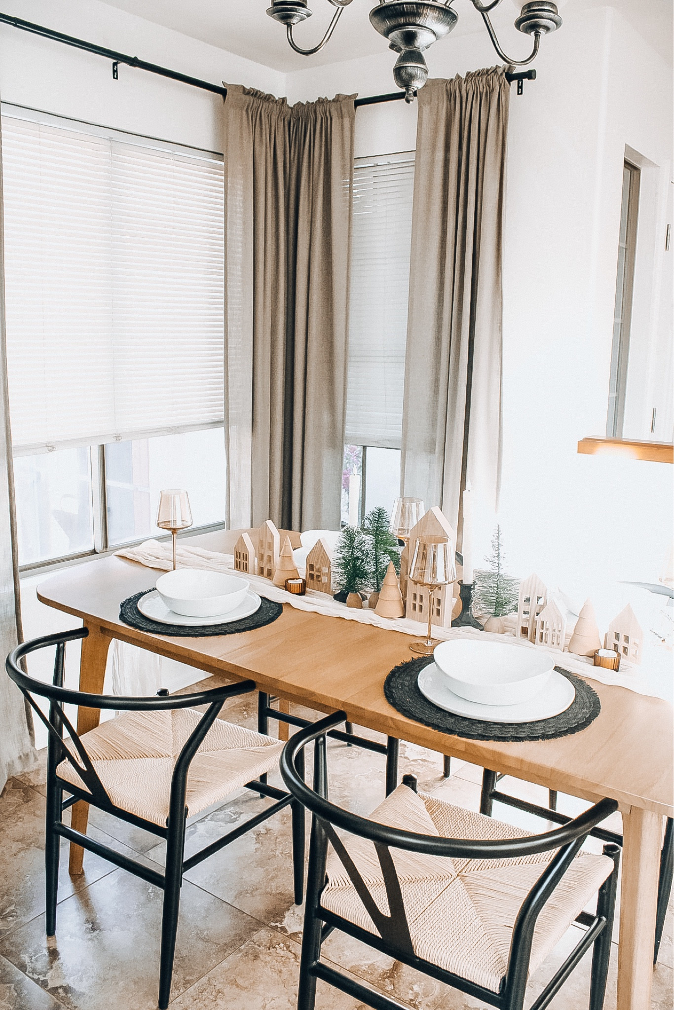 I can hardly believe there is only 5 days until Christmas!! We did the majority of our Christmas dinner grocery shopping yesterday and I’m so excited for our meal! We’re making prime rib, Yorkshire pudding, mashed potatoes and creamed spinach - YUM! 

What will you have on your table for Christmas?

#LTKhome #LTKHoliday #LTKSeasonal