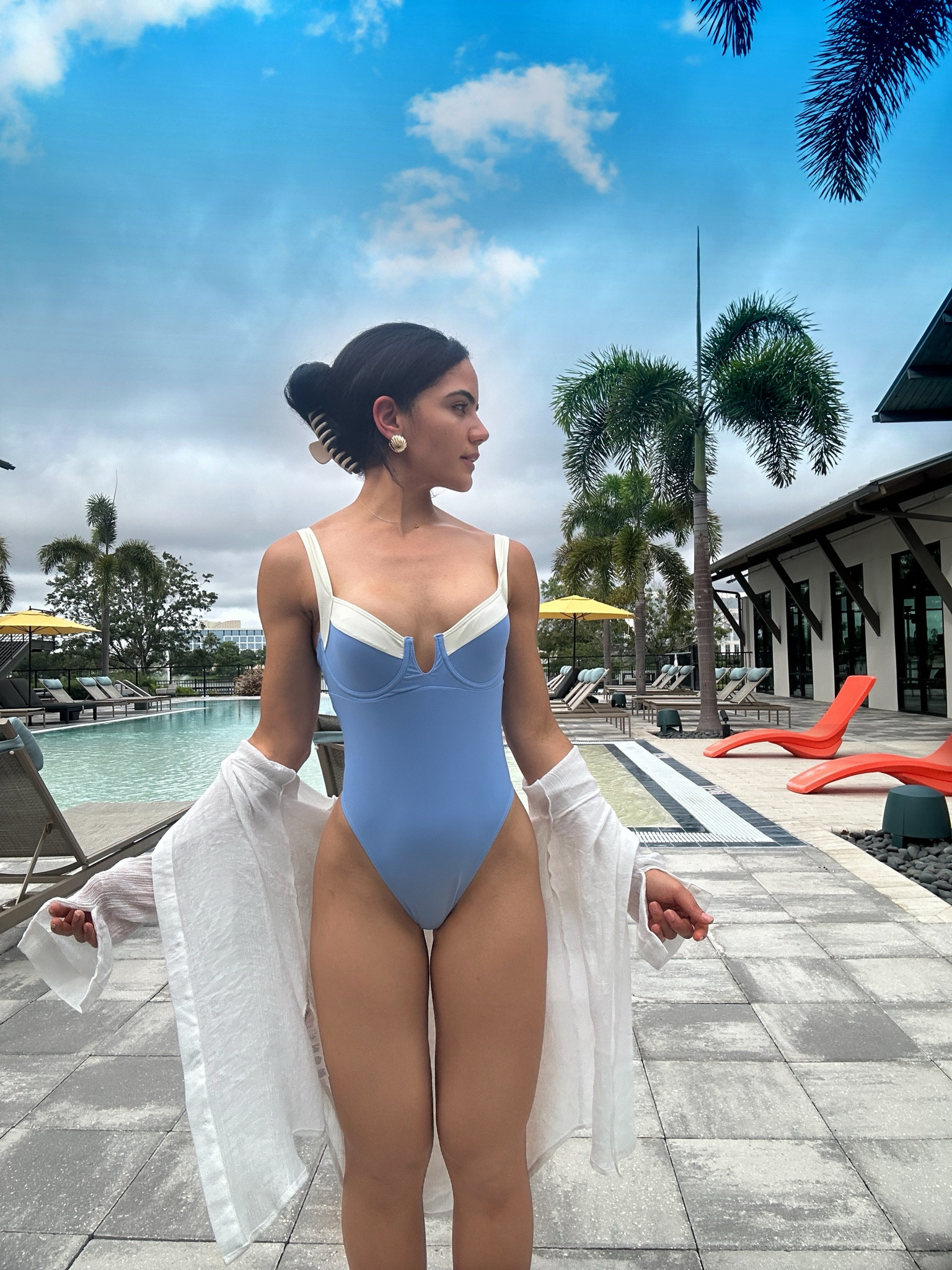 Loving one piece swimsuits for the summer and this one is a must have! It comes in 5 different colors😍
I’m wearing a size small🩵


#LTKSwim #LTKFindsUnder50 #LTKSeasonal