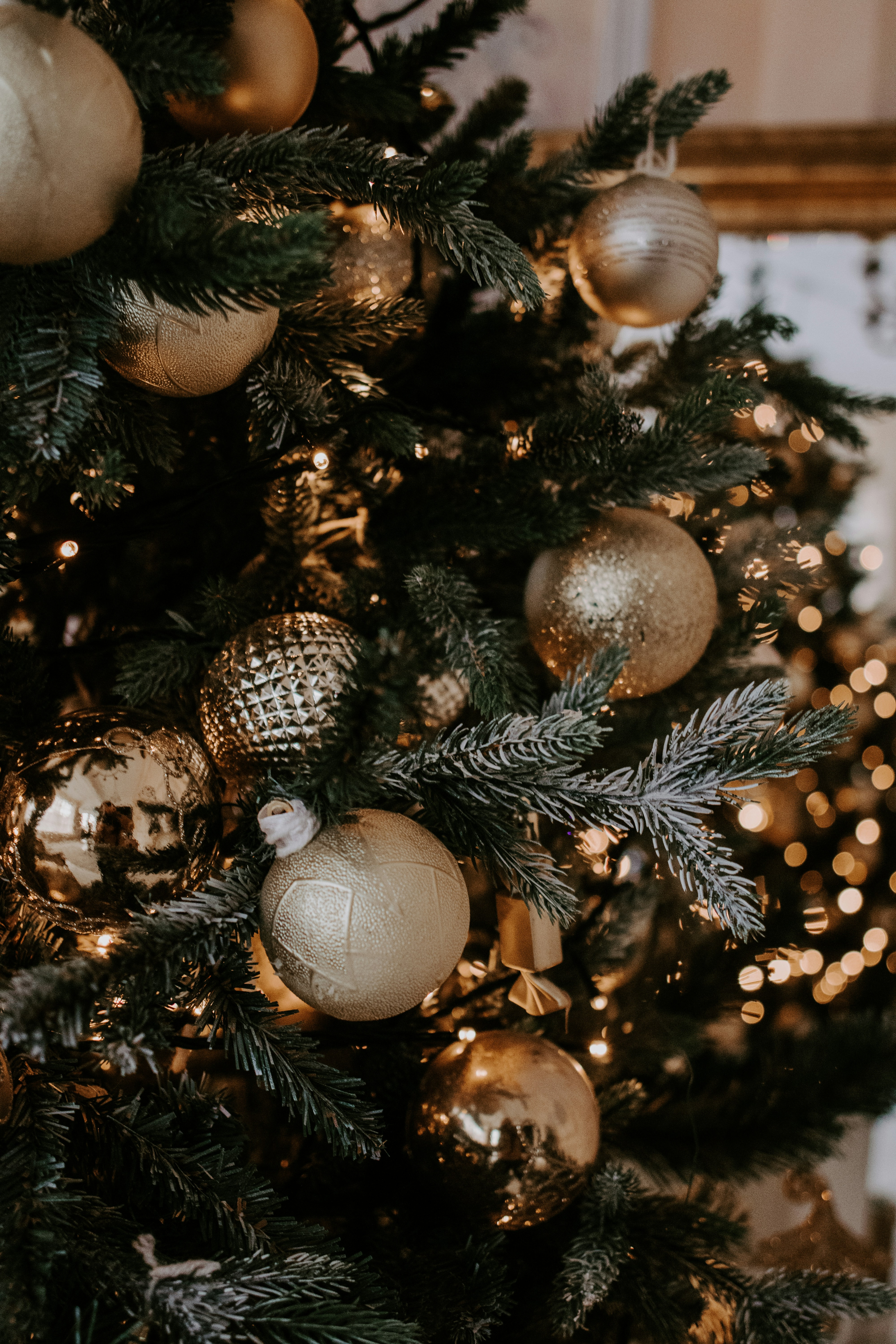 Deck your halls with elegance this holiday season! 🌟 Featuring a stunning Christmas tree adorned with gold ornaments and warm lights, this festive setup is perfect for creating cozy vibes. Shop the look for timeless holiday decor inspiration and bring the magic of Christmas to your home. Tap to explore and recreate this golden glow for your celebrations! ✨🎄 #HolidayDecor #ChristmasTreeInspo #GoldChristmas #ornaments #goldchristmasornaments

 #LTKHoliday 

#LTKFindsUnder50 #LTKHome