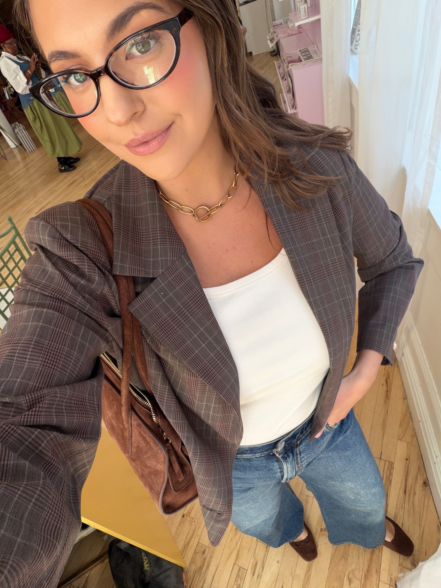 Plaid blazer season has entered the chat 🤎 Paired with a simple tank, denim bermuda shorts, and chocolate accessories, this feels polished without trying too hard.

fall blazer outfit, plaid blazer outfit, denim bermuda shorts, chocolate brown accessories, transitional fall outfit, casual chic style, size large outfit, size 14 outfit

#LTKmomlife #LTKWorkwear #LTKSeasonal