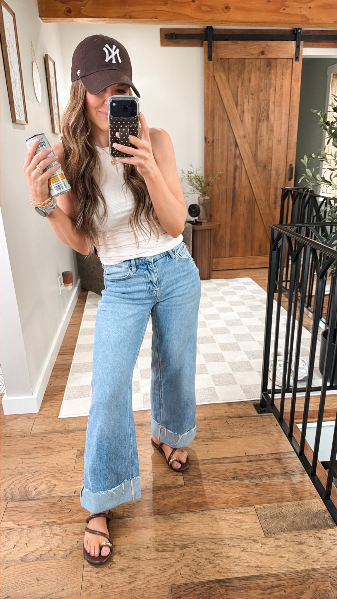 Casual sporty mom look. A spring staple. These jeans are my favorite! @buckle 
Jeans size:  24
Top: XS! 

#LTKgrwm #LTKmomlife #LTKootd